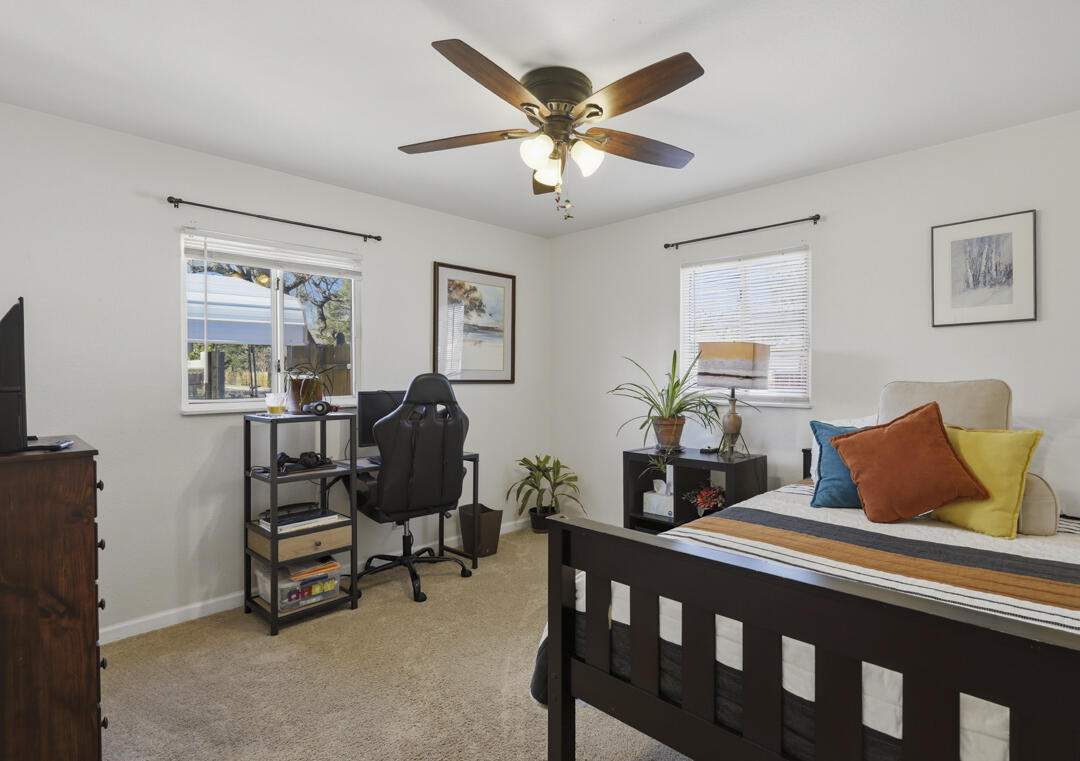 11017 Phoenix Avenue NE