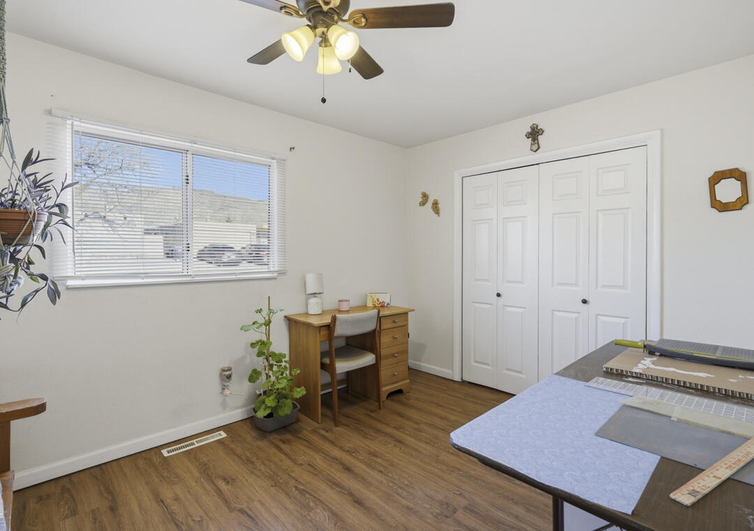 11017 Phoenix Avenue NE