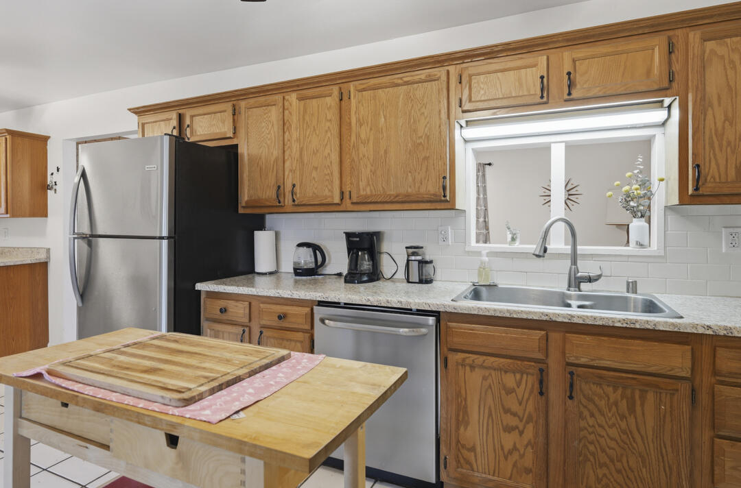 11017 Phoenix Avenue NE