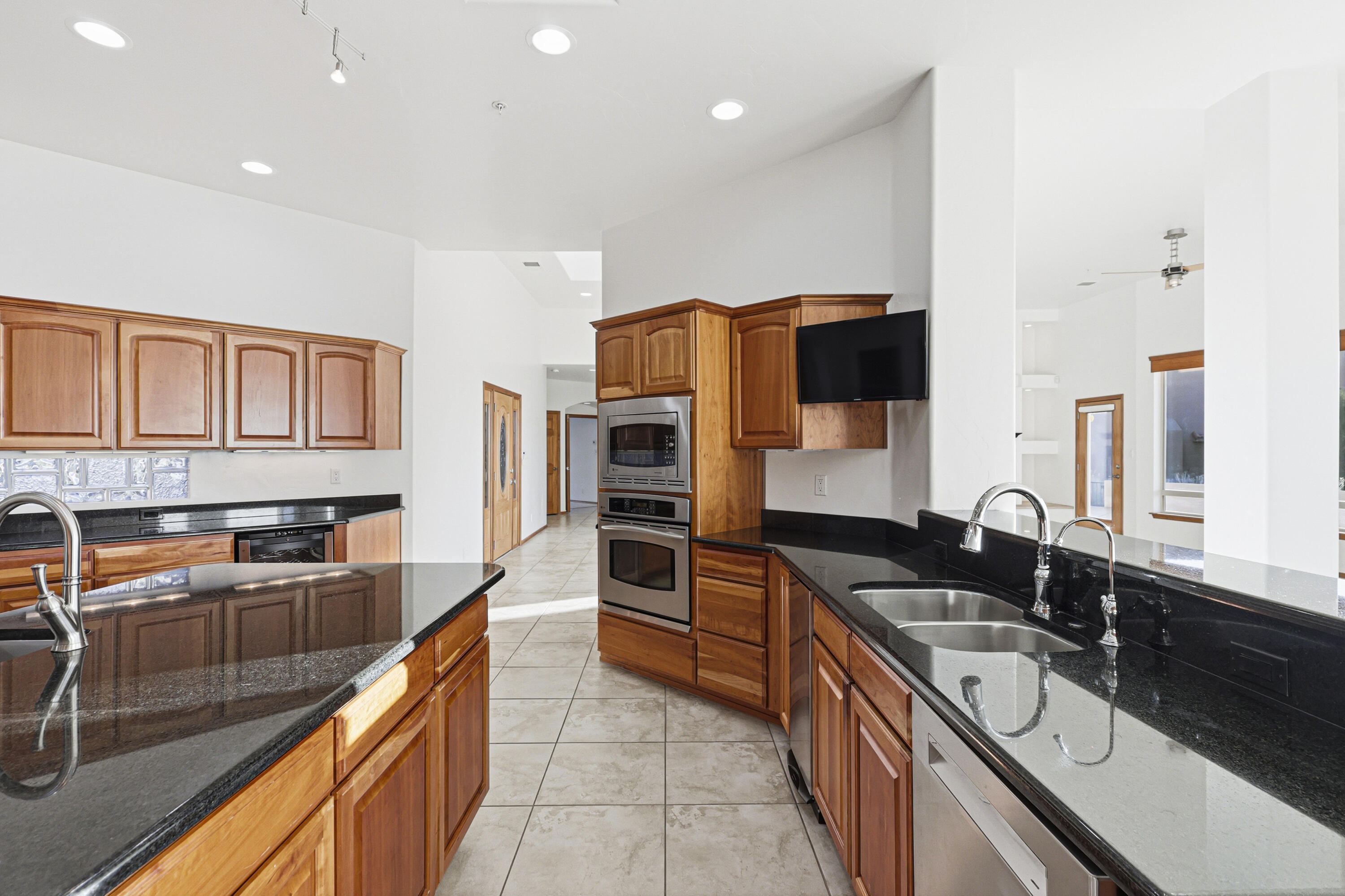 31 Desert Sky Road SE
