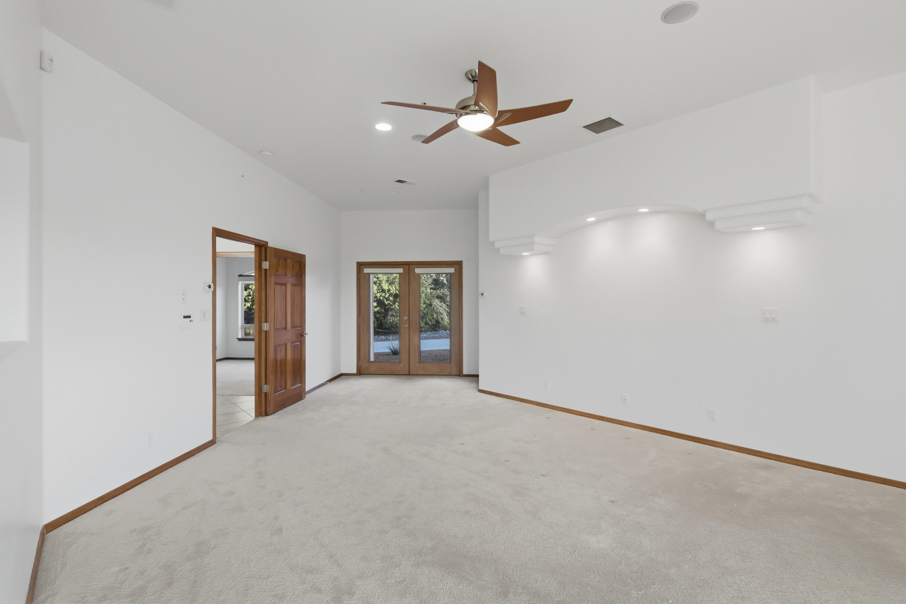 31 Desert Sky Road SE