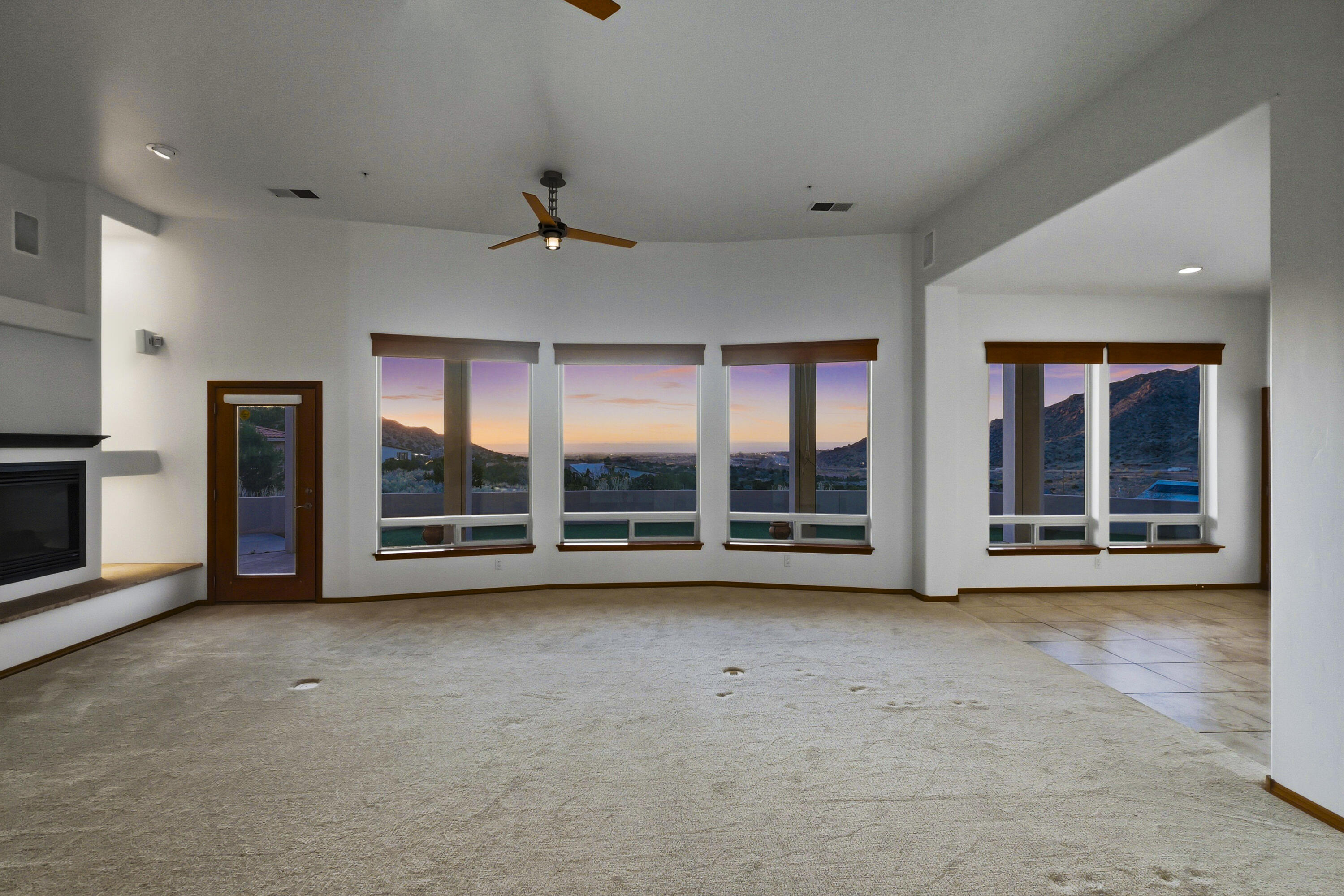 31 Desert Sky Road SE