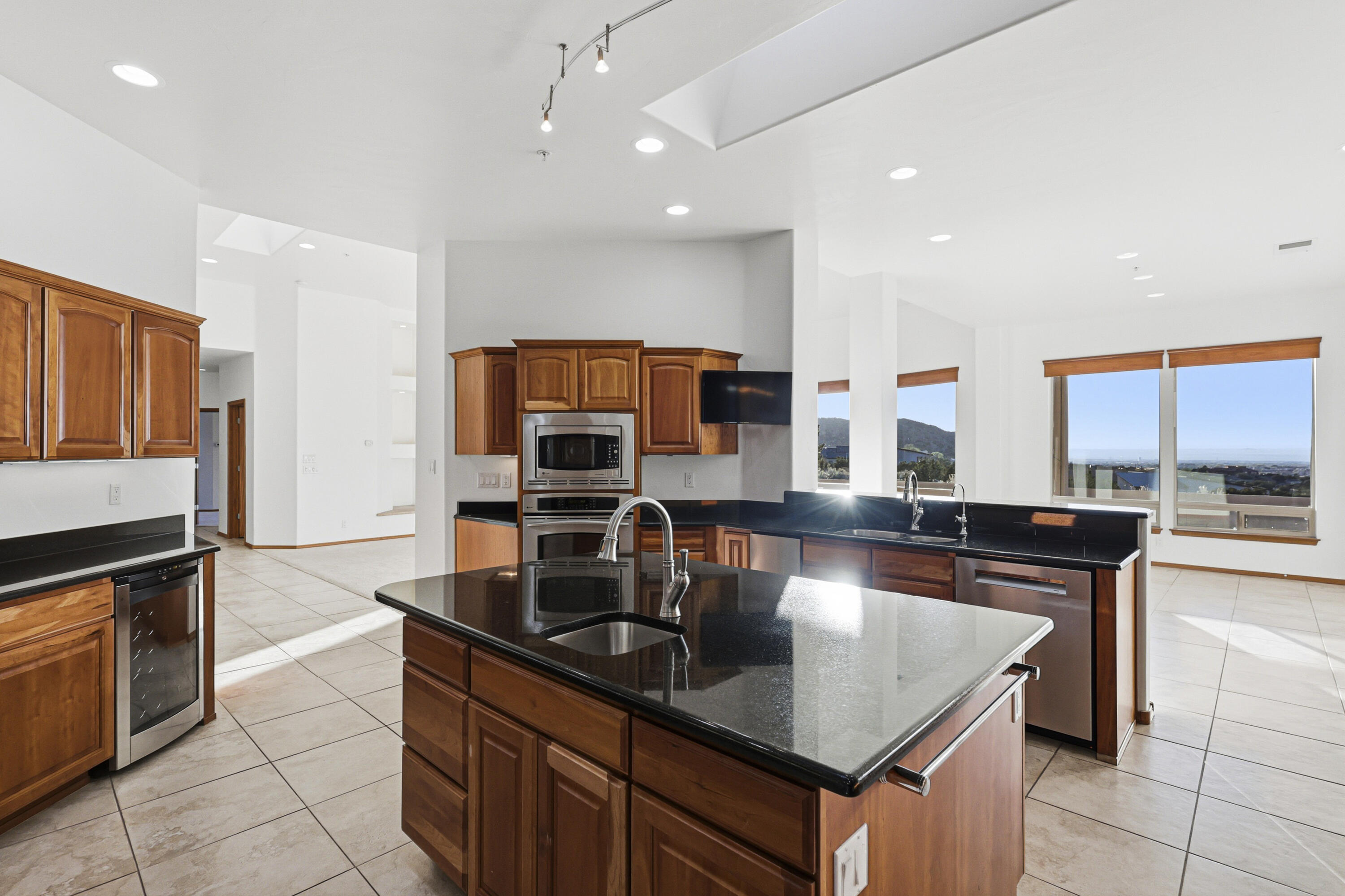 31 Desert Sky Road SE