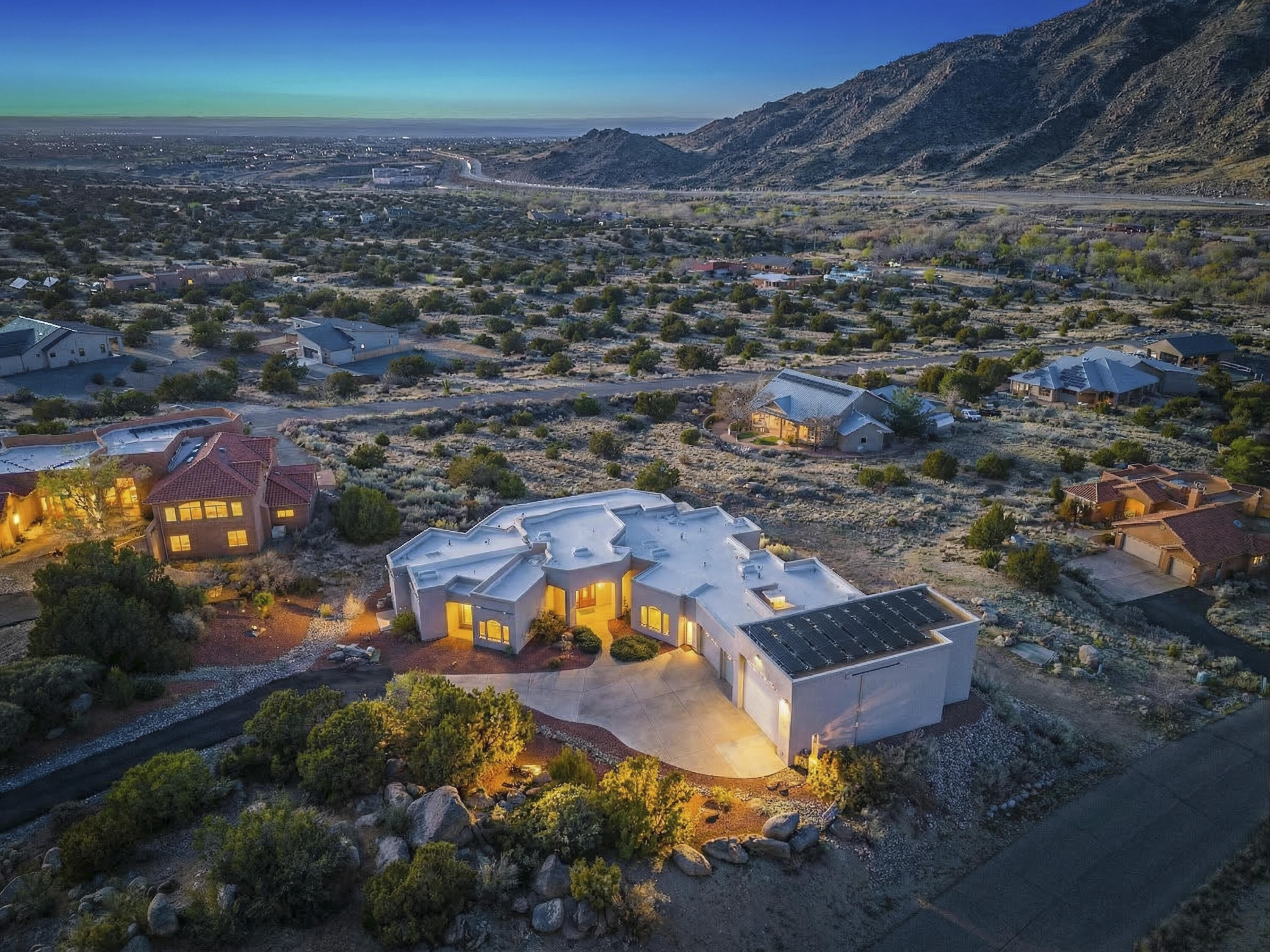 31 Desert Sky Road SE