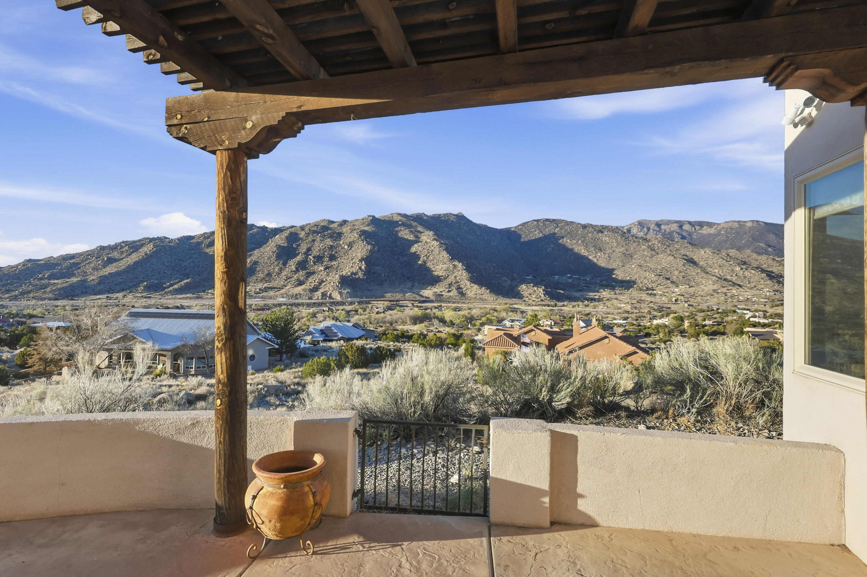 31 Desert Sky Road SE