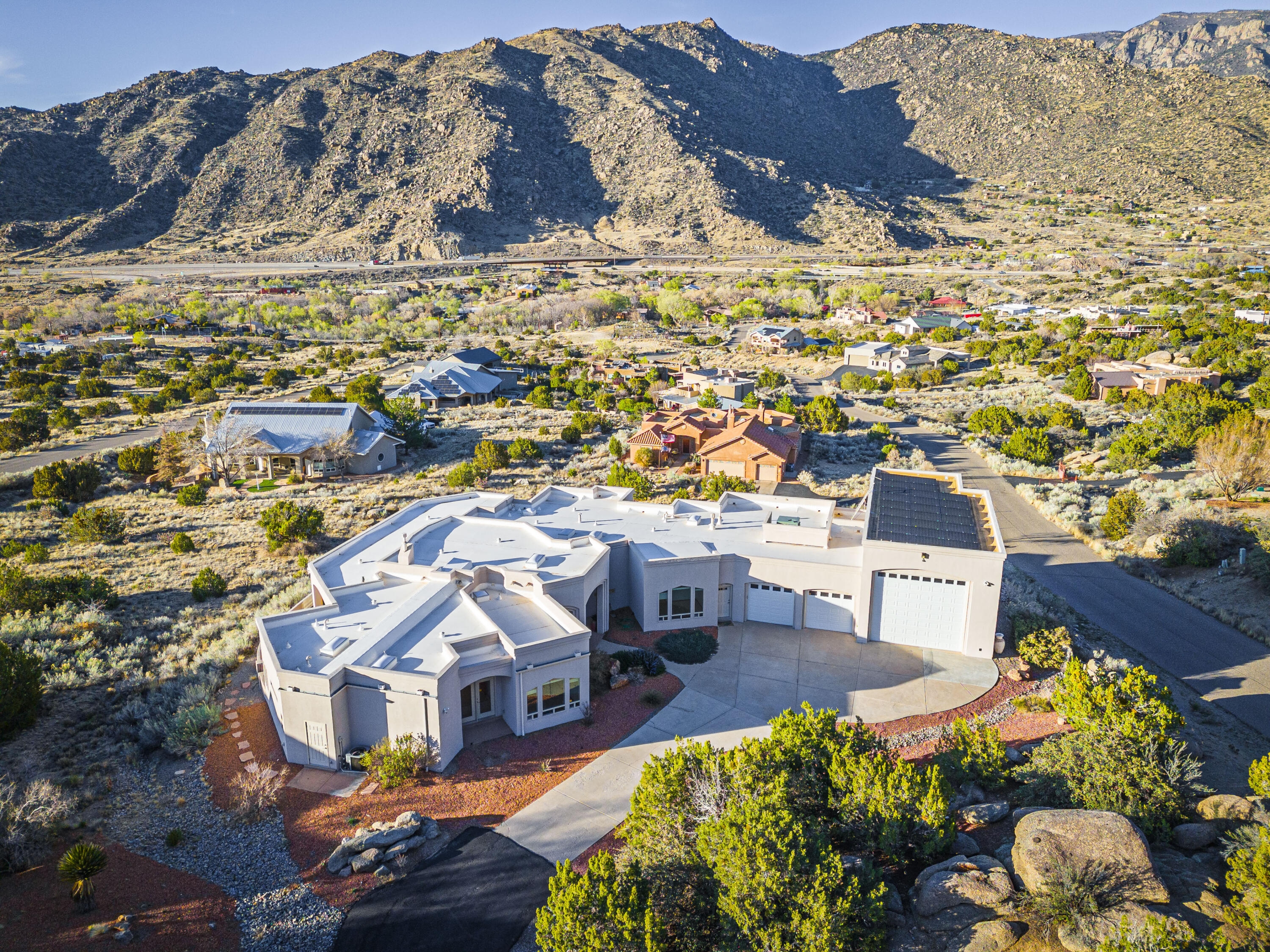 31 Desert Sky Road SE