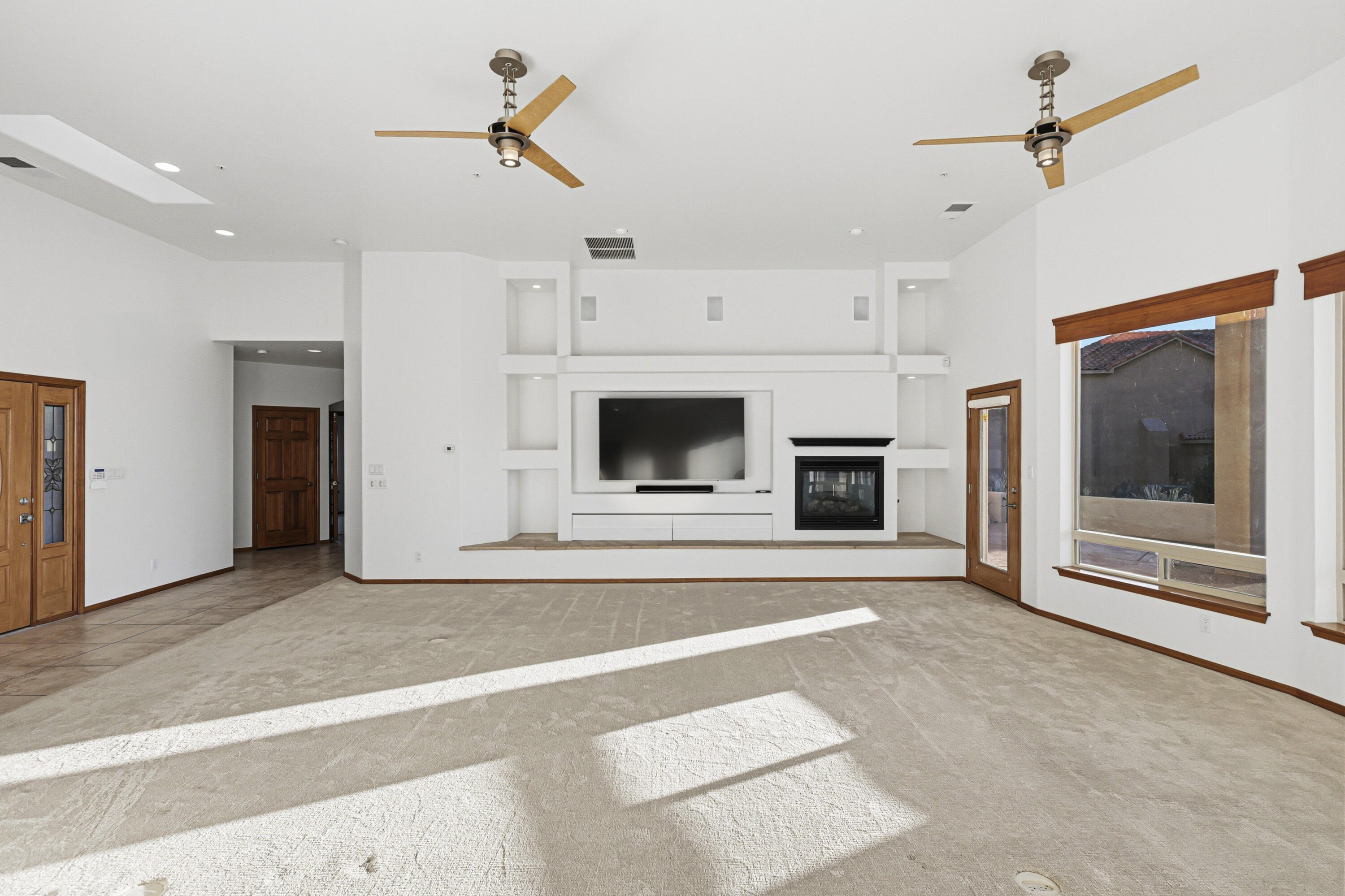 31 Desert Sky Road SE