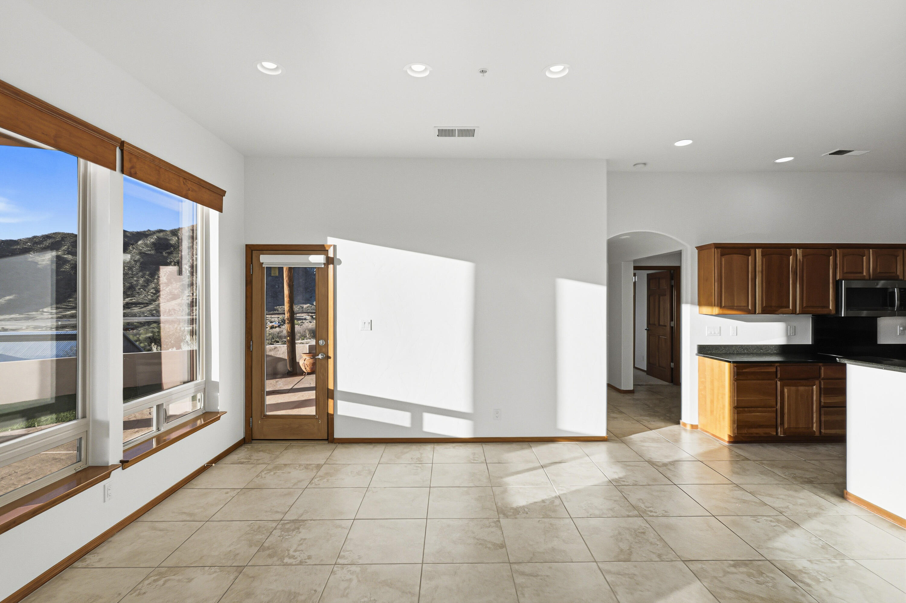 31 Desert Sky Road SE