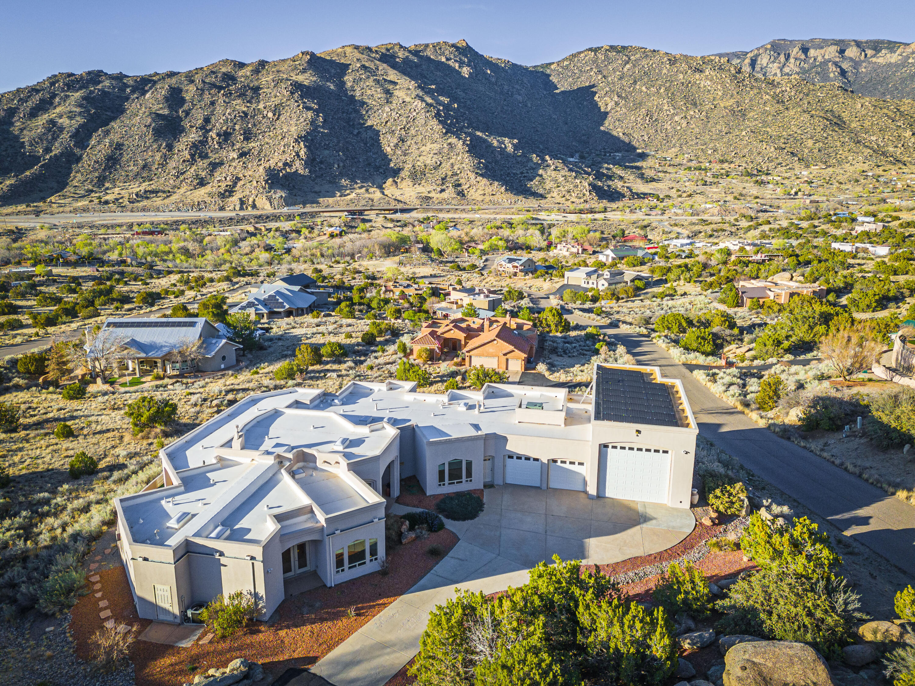 31 Desert Sky Road SE