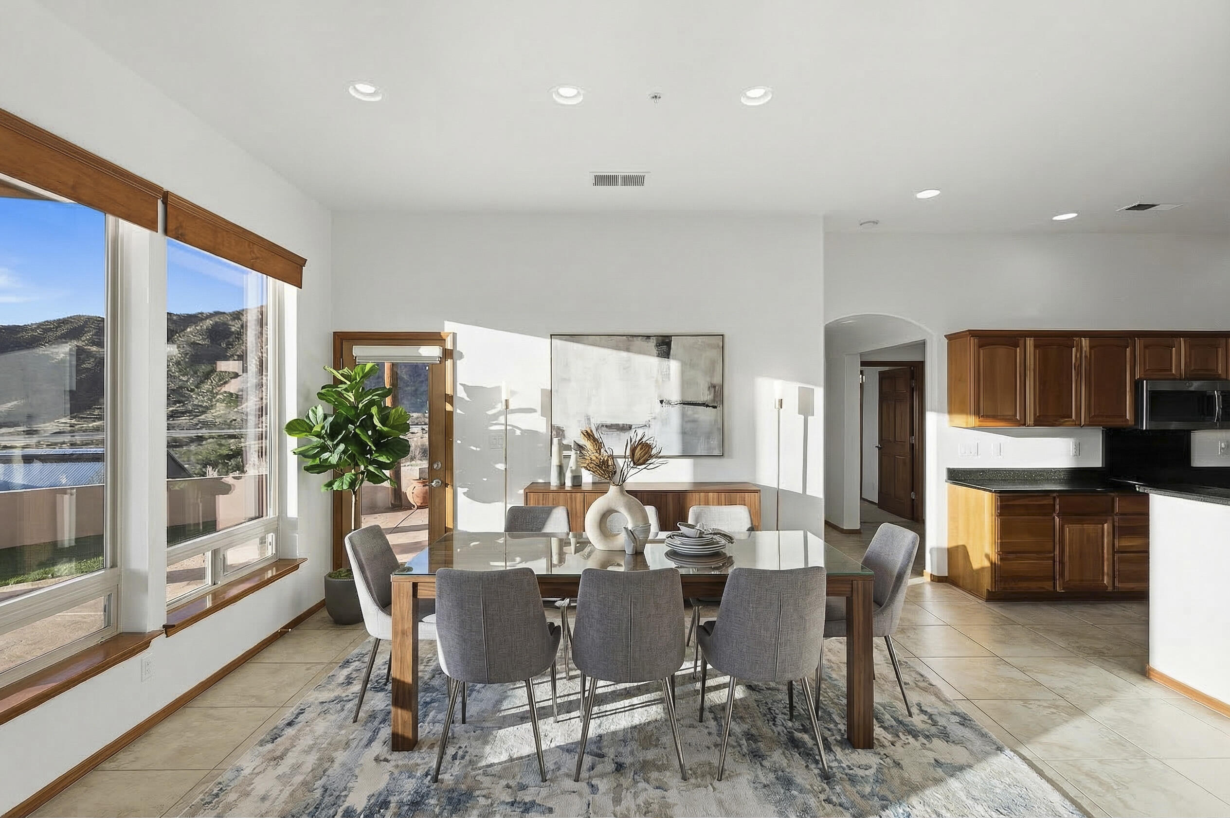 31 Desert Sky Road SE