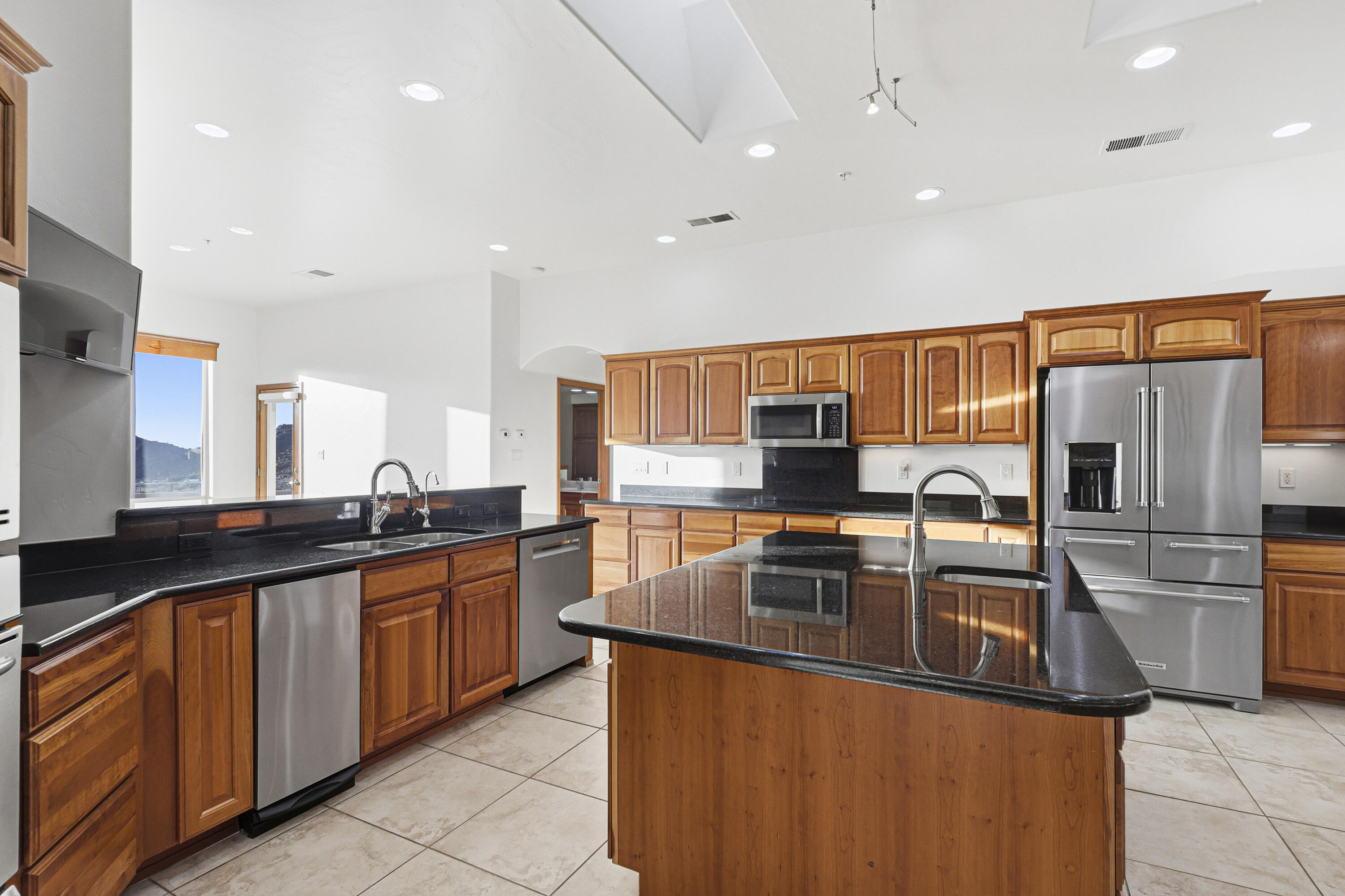 31 Desert Sky Road SE