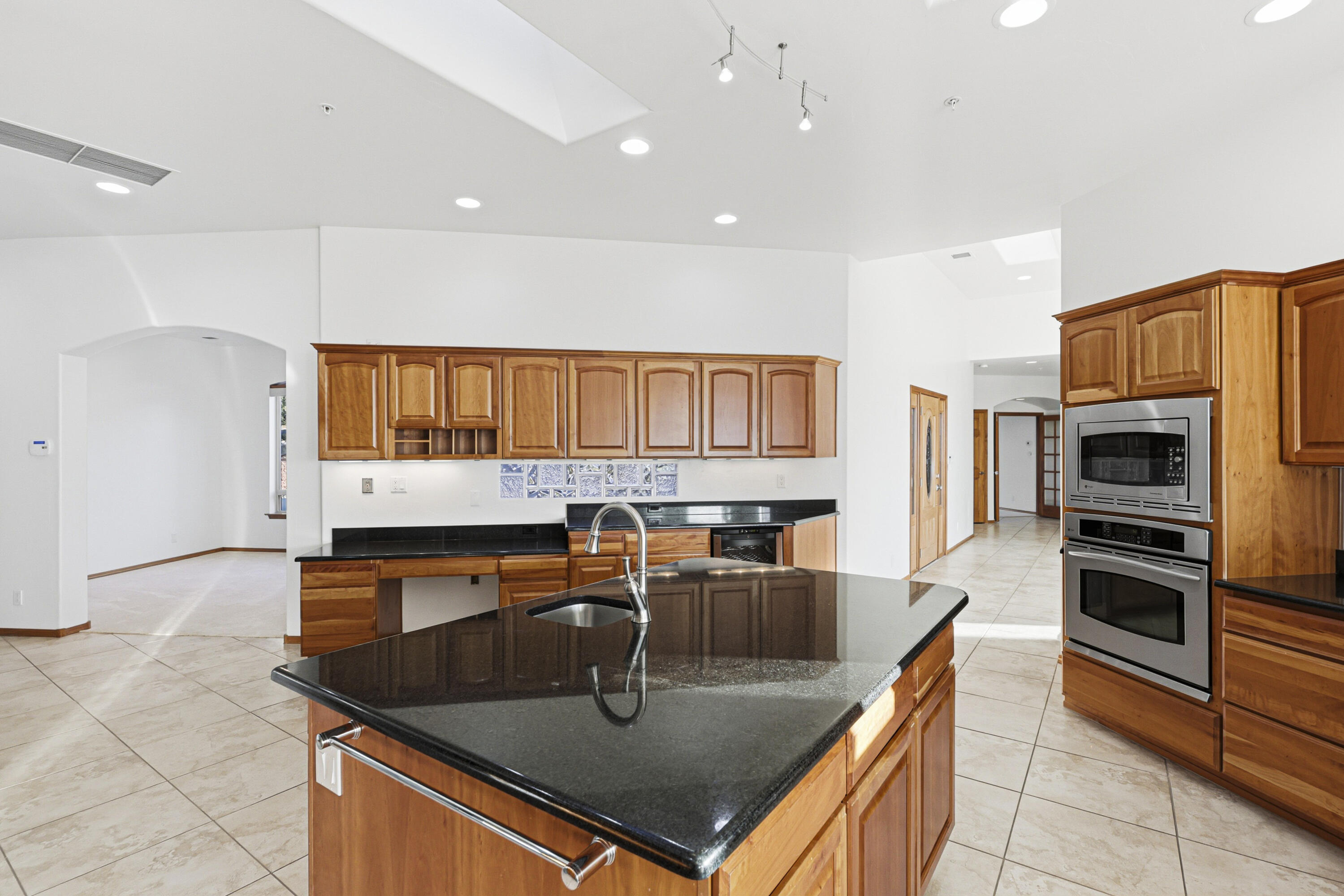 31 Desert Sky Road SE