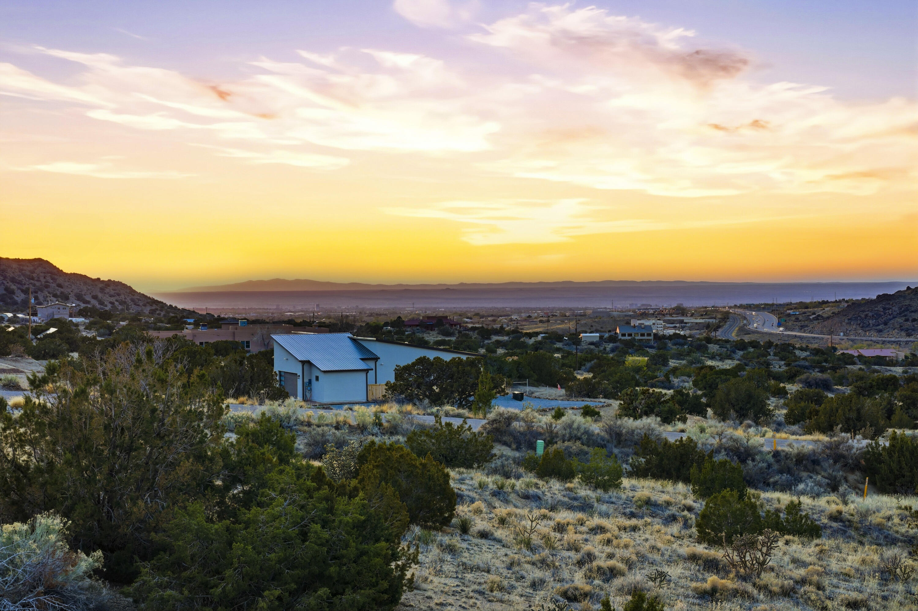 31 Desert Sky Road SE