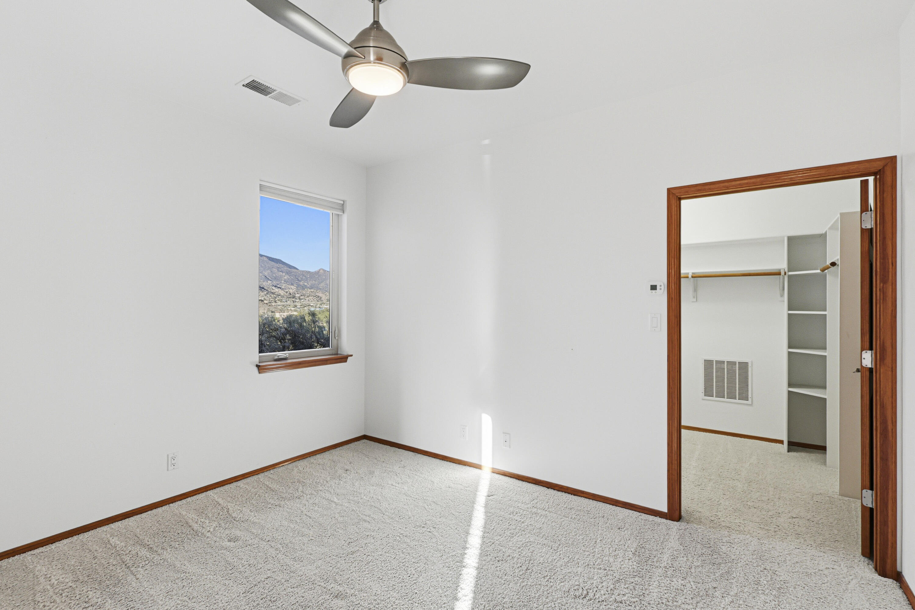 31 Desert Sky Road SE