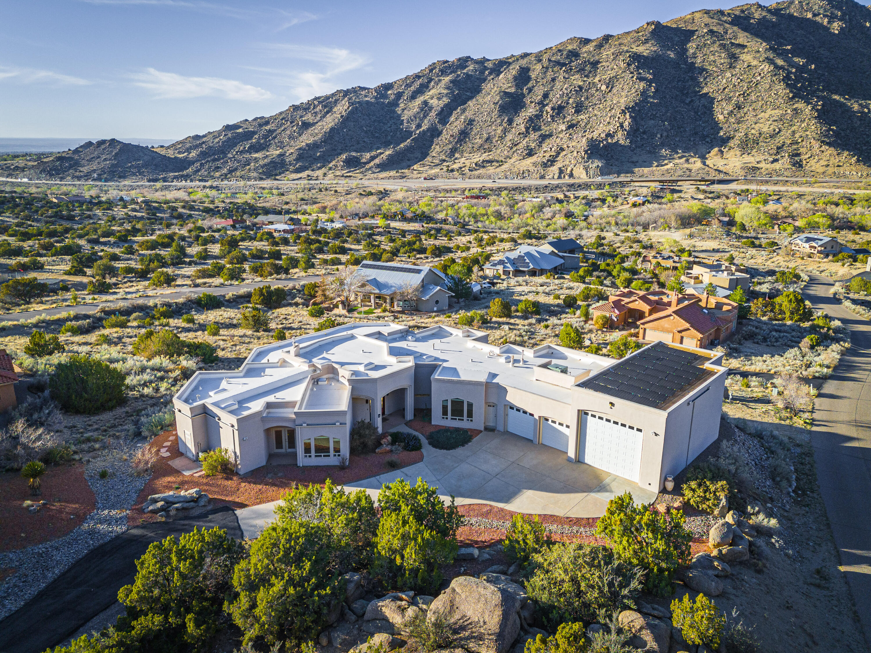 31 Desert Sky Road SE