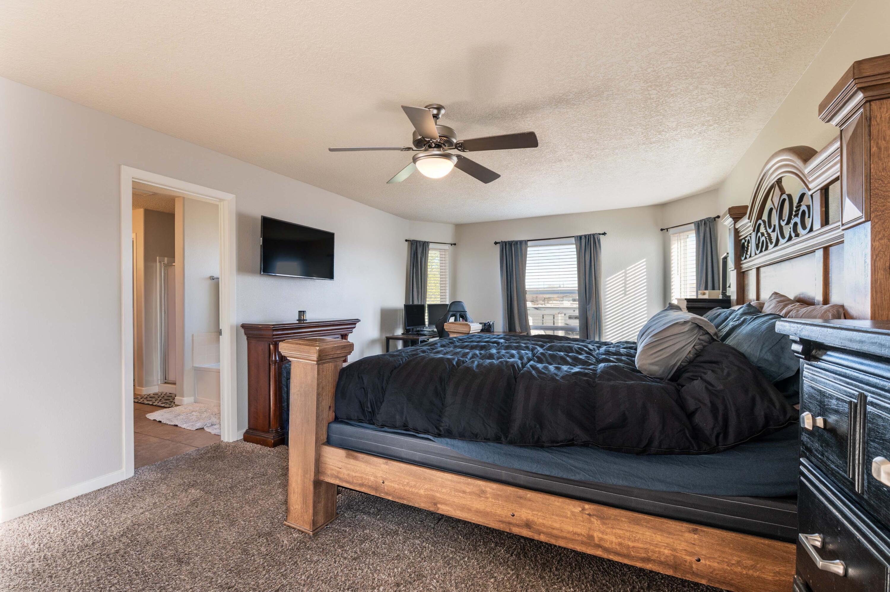 1120 Reynosa Loop SE