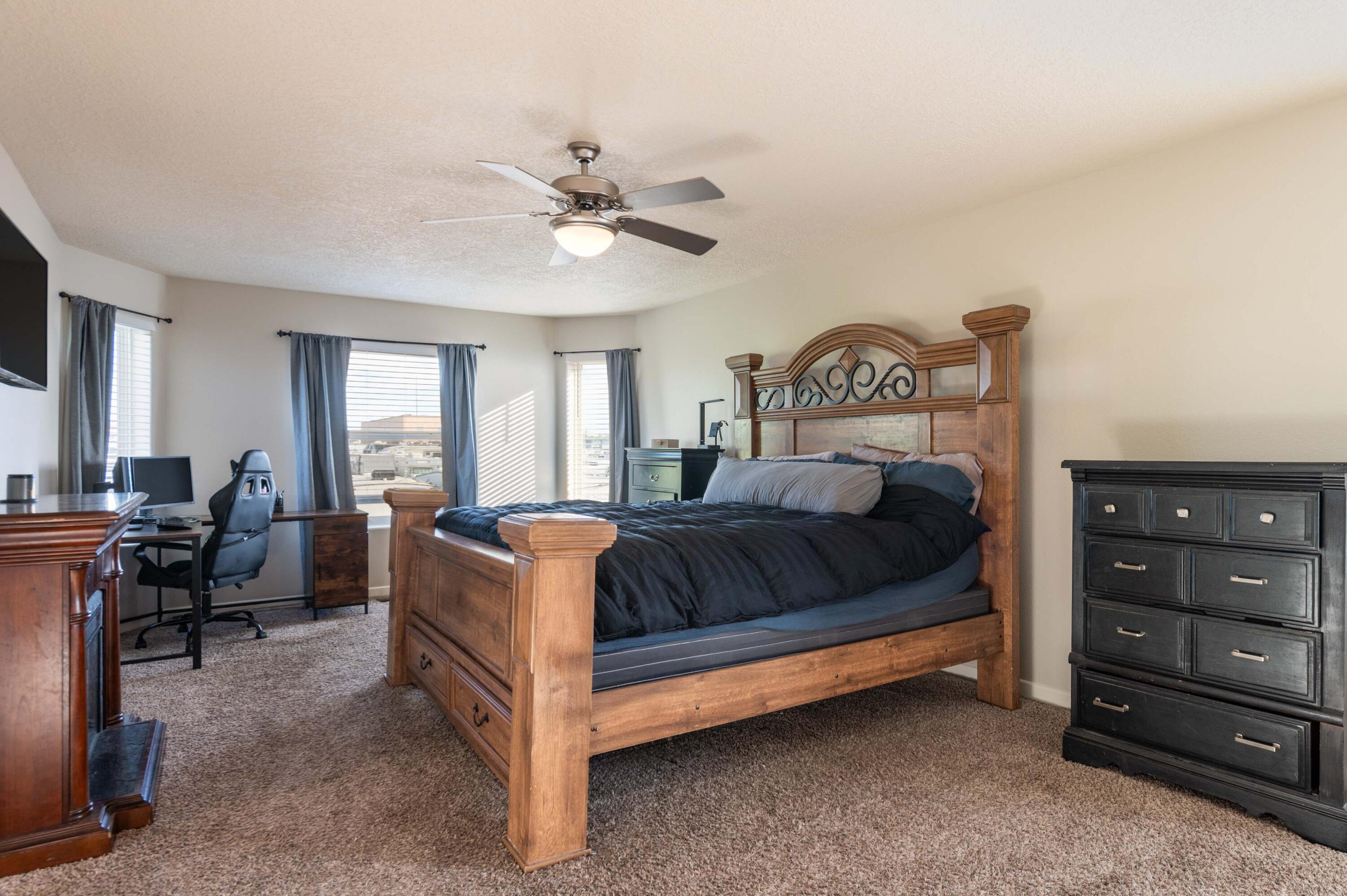 1120 Reynosa Loop SE