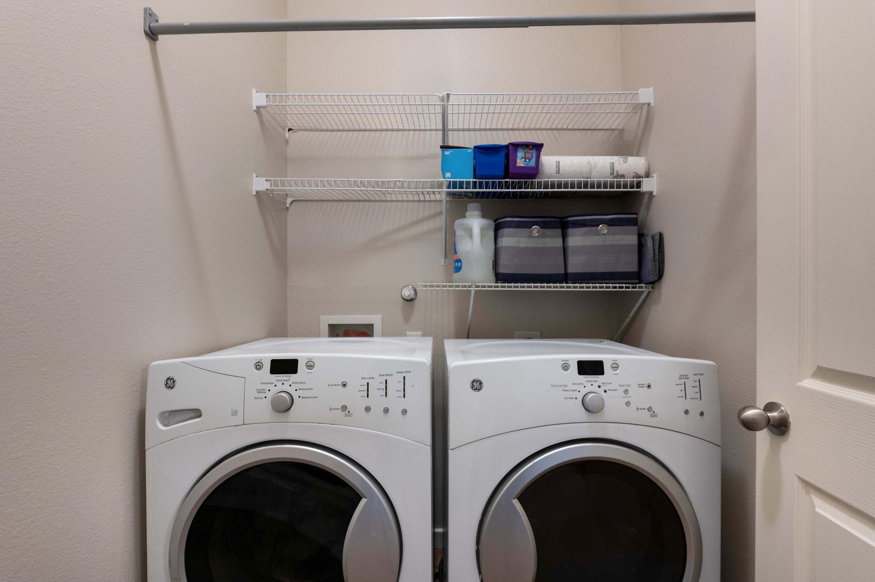 1120 Reynosa Loop SE