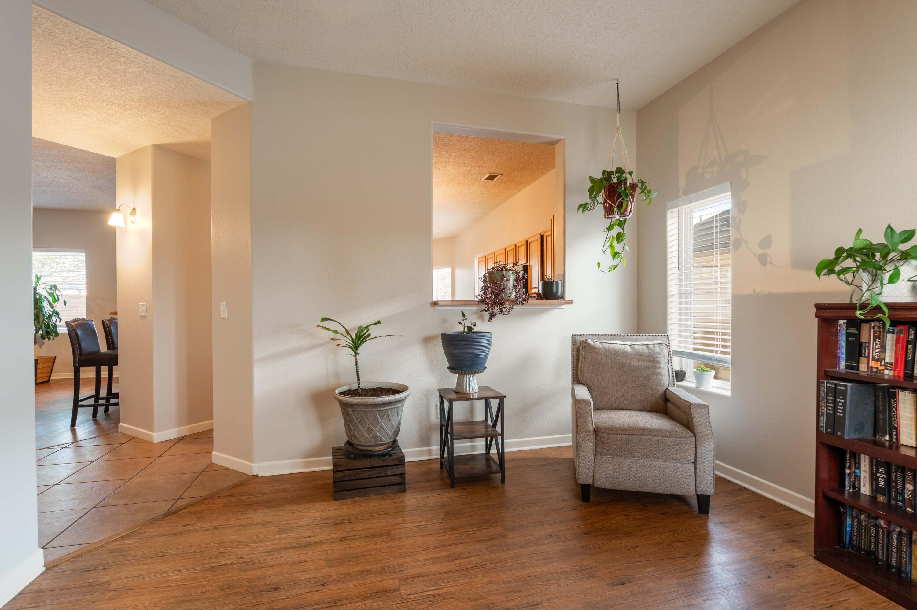 1120 Reynosa Loop SE