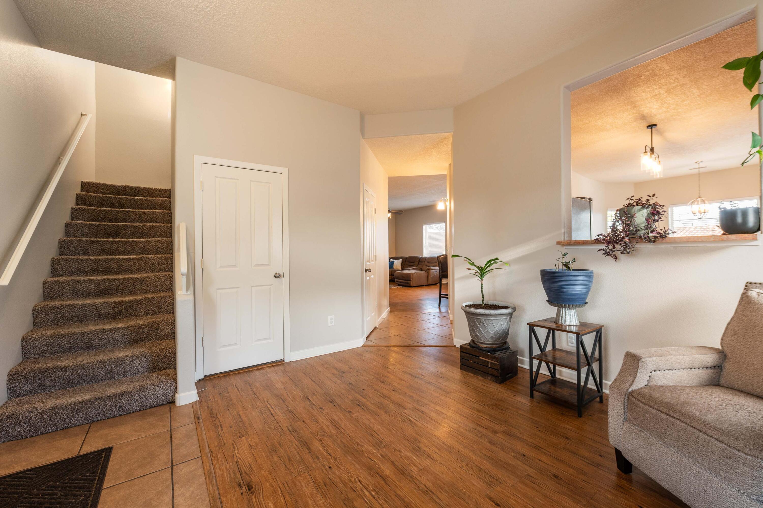 1120 Reynosa Loop SE