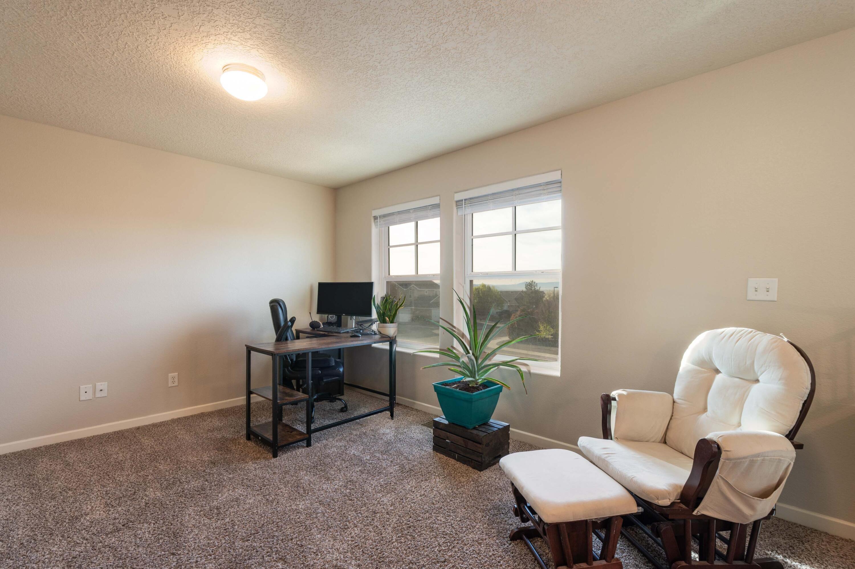 1120 Reynosa Loop SE