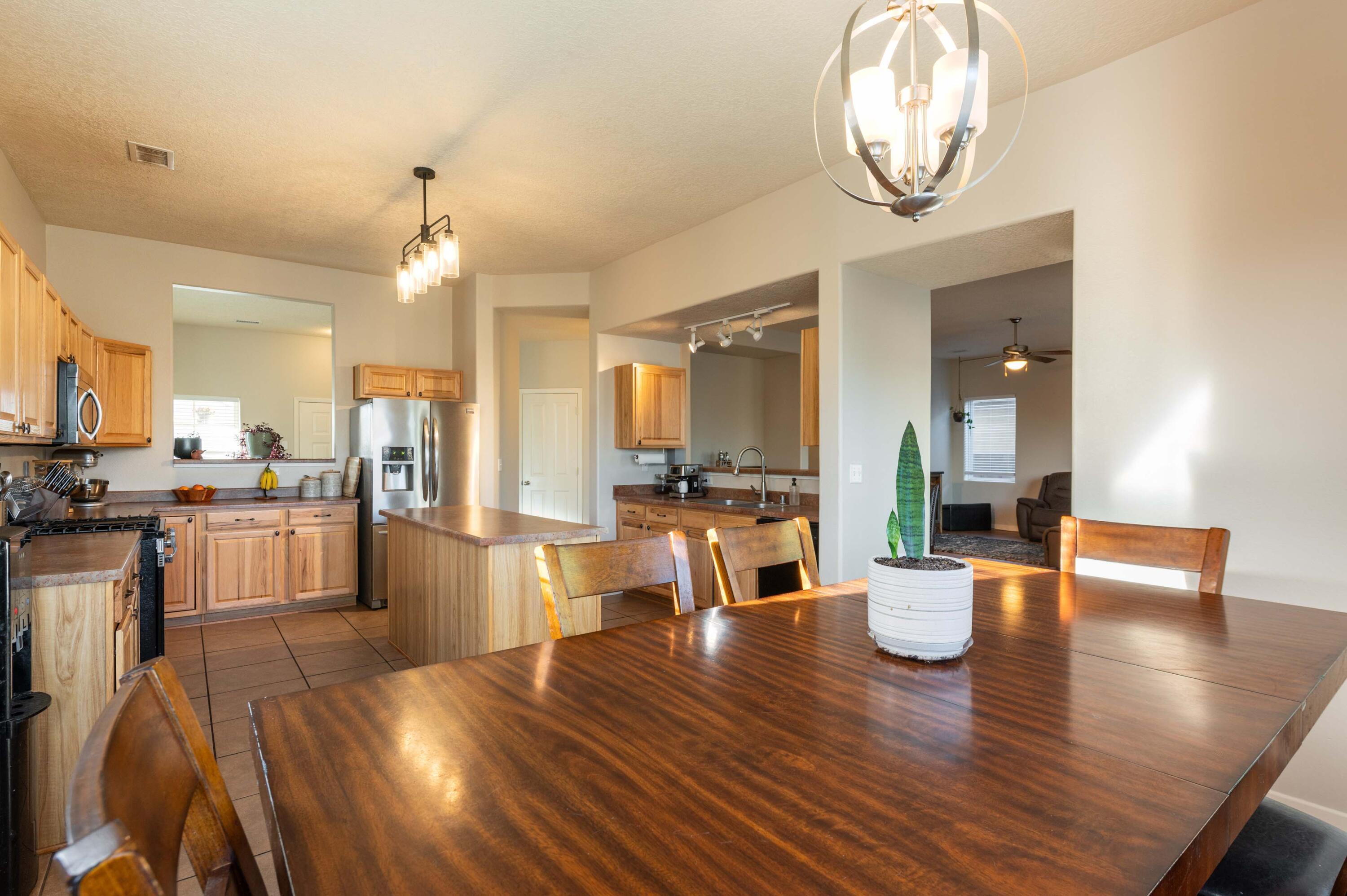 1120 Reynosa Loop SE