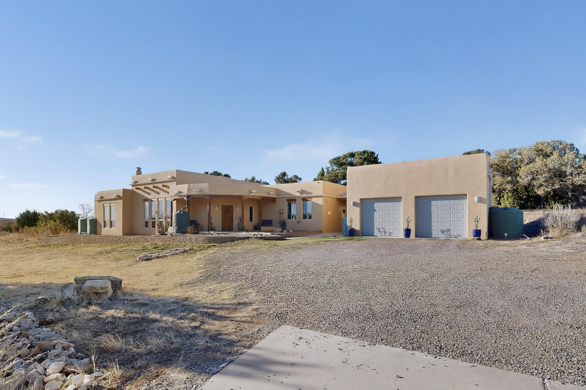 6 Naomi Drive