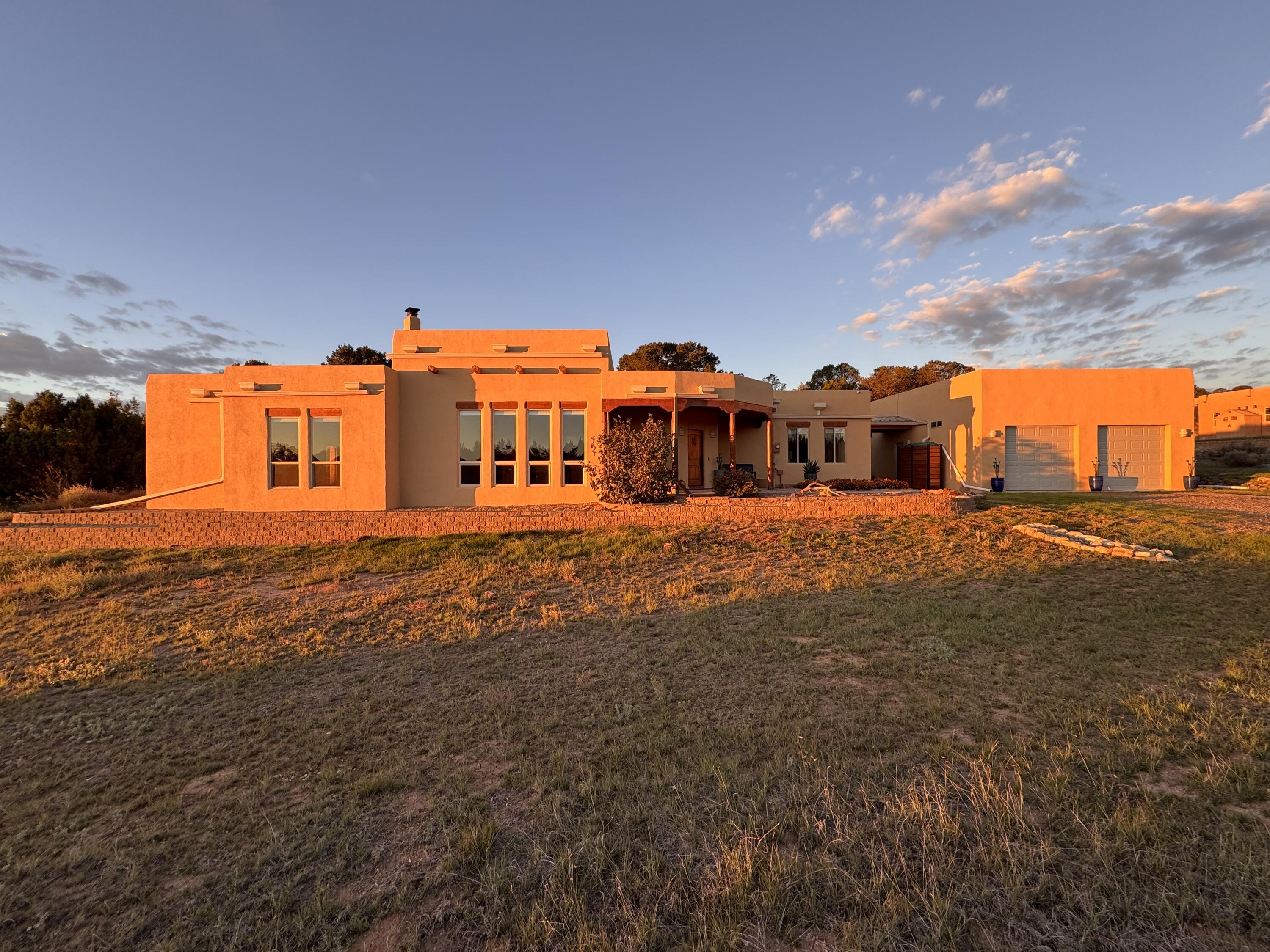 6 Naomi Drive