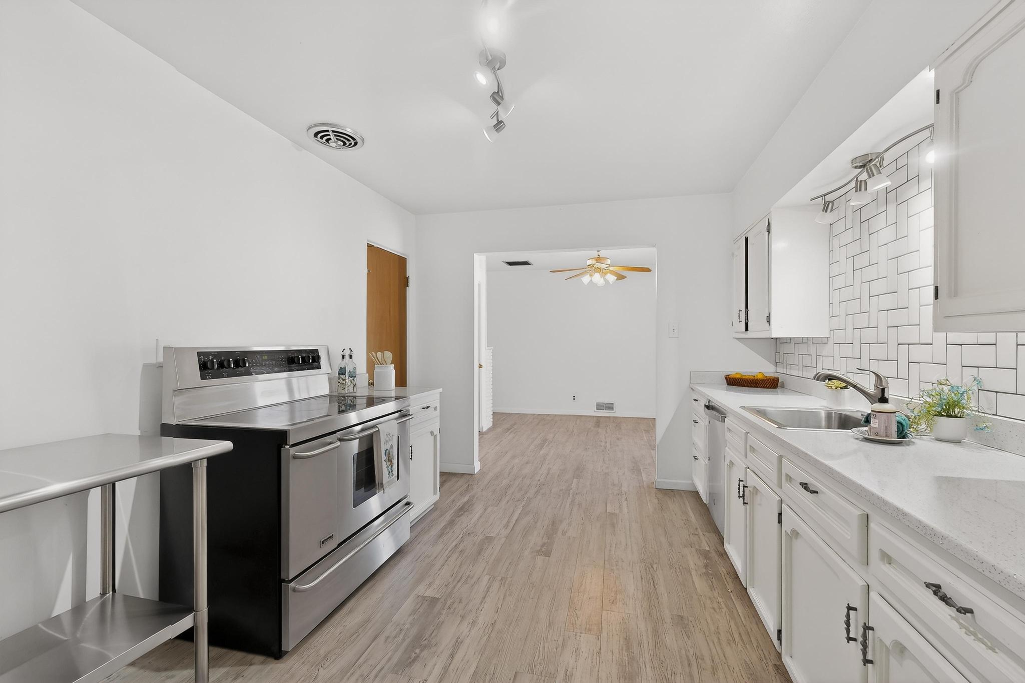 9806 McKnight Avenue NE