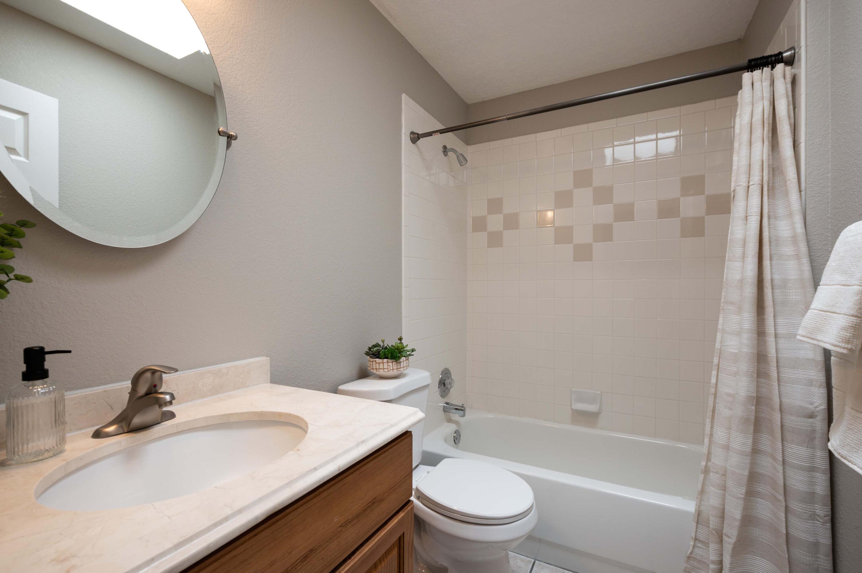2900 Vista Del Rey NE UNIT 31A