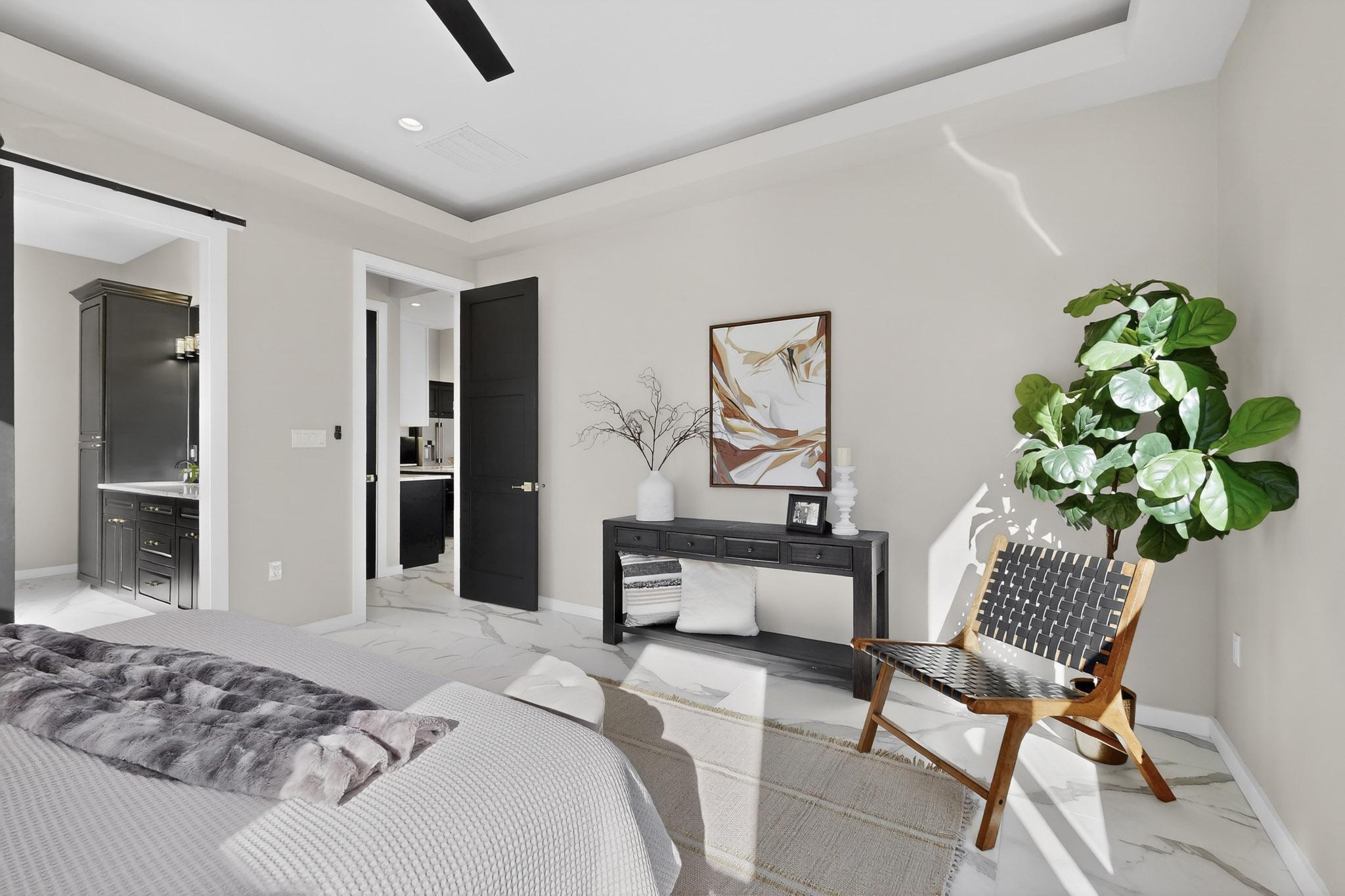 4504 Topaz Avenue NW