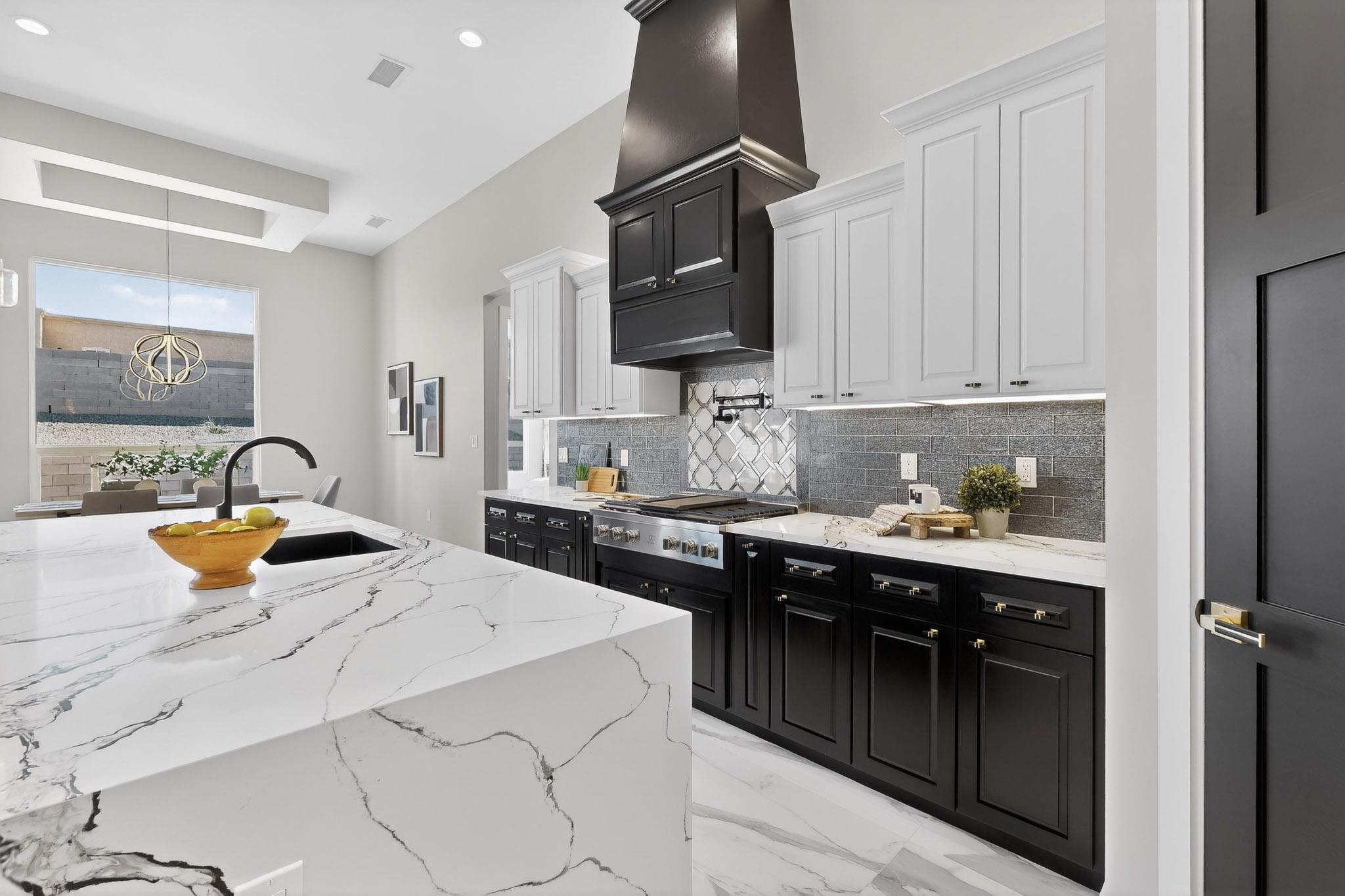 4504 Topaz Avenue NW