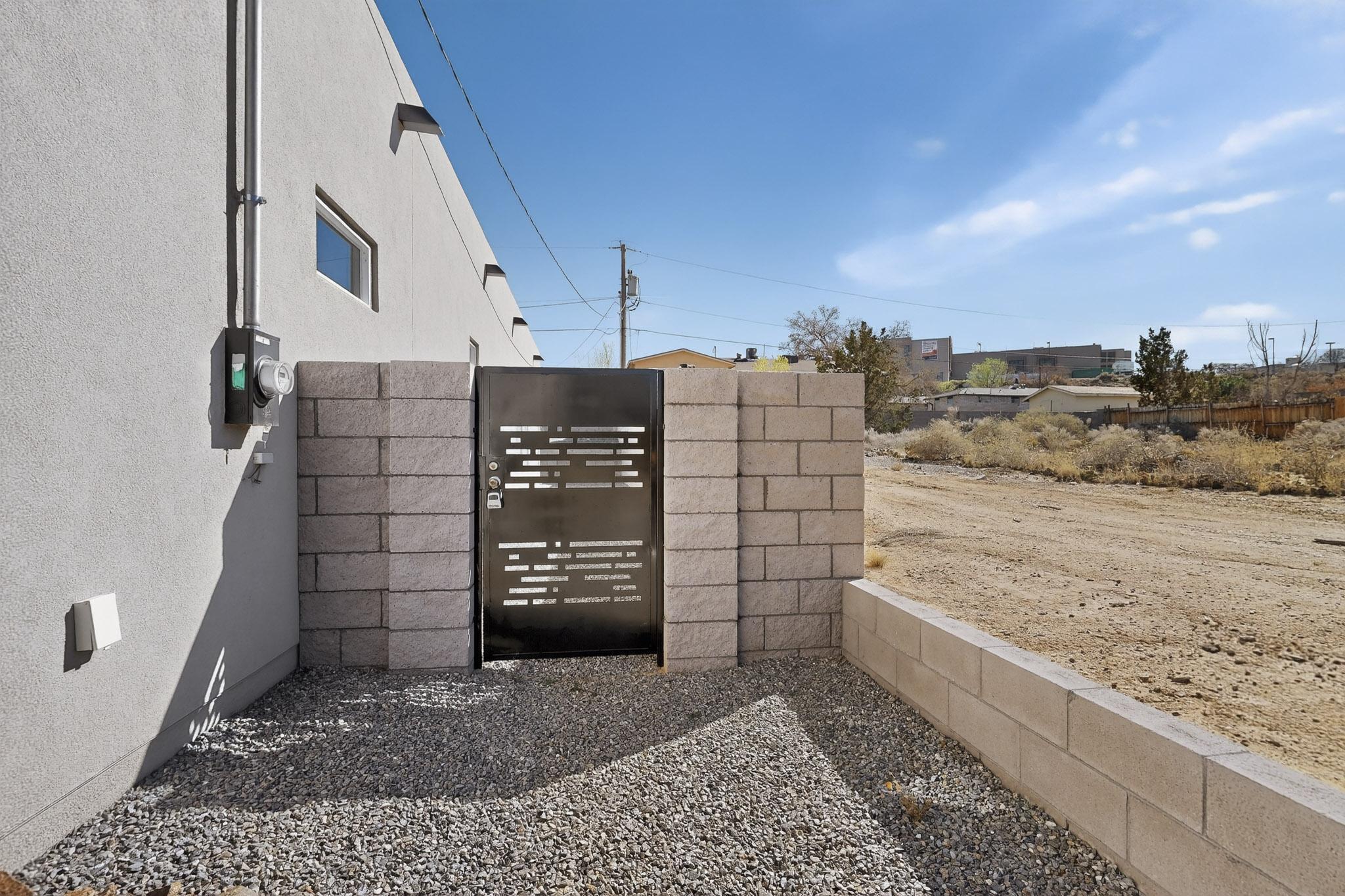 4504 Topaz Avenue NW