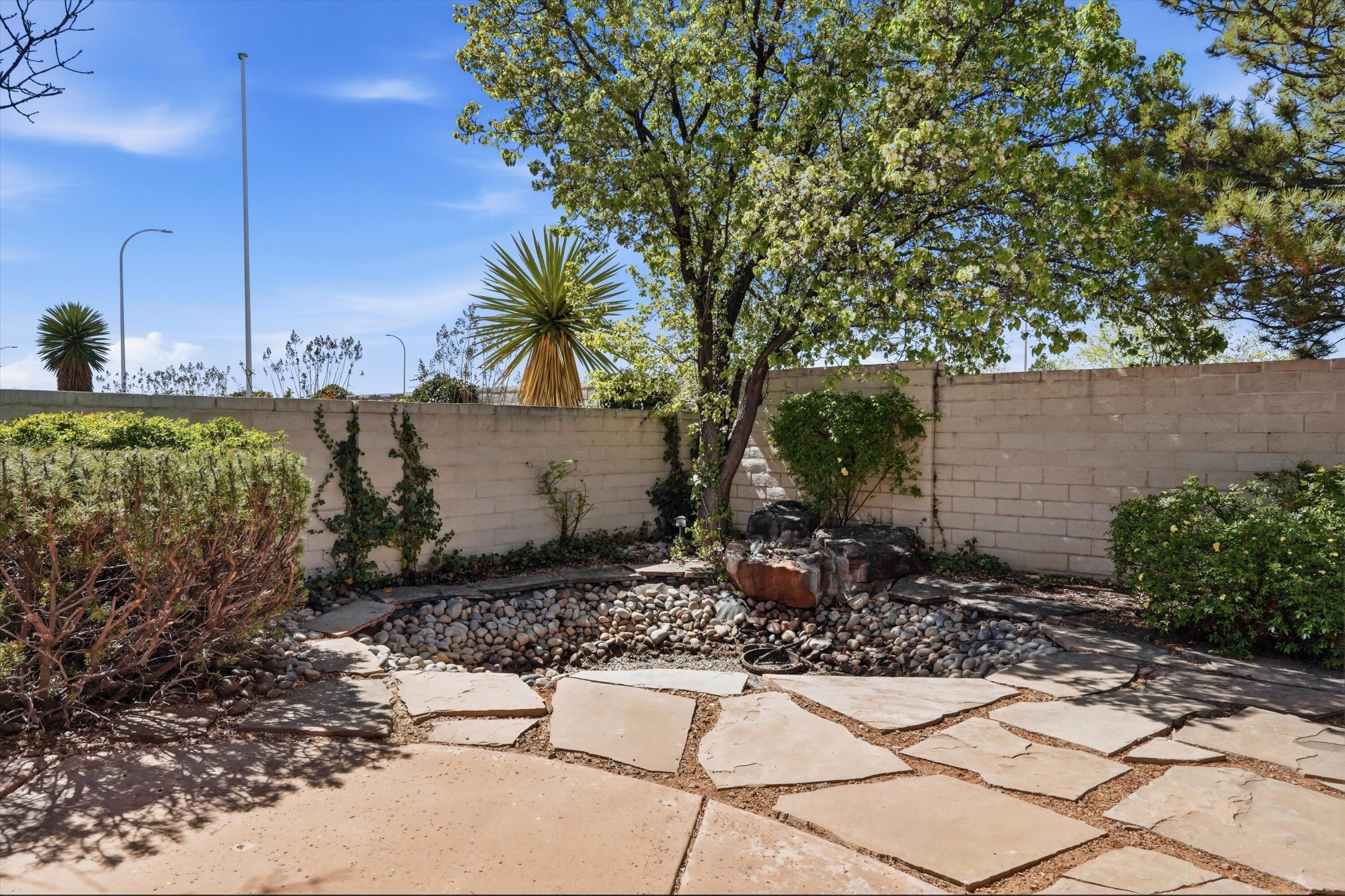 7009 E Starshine Street NE