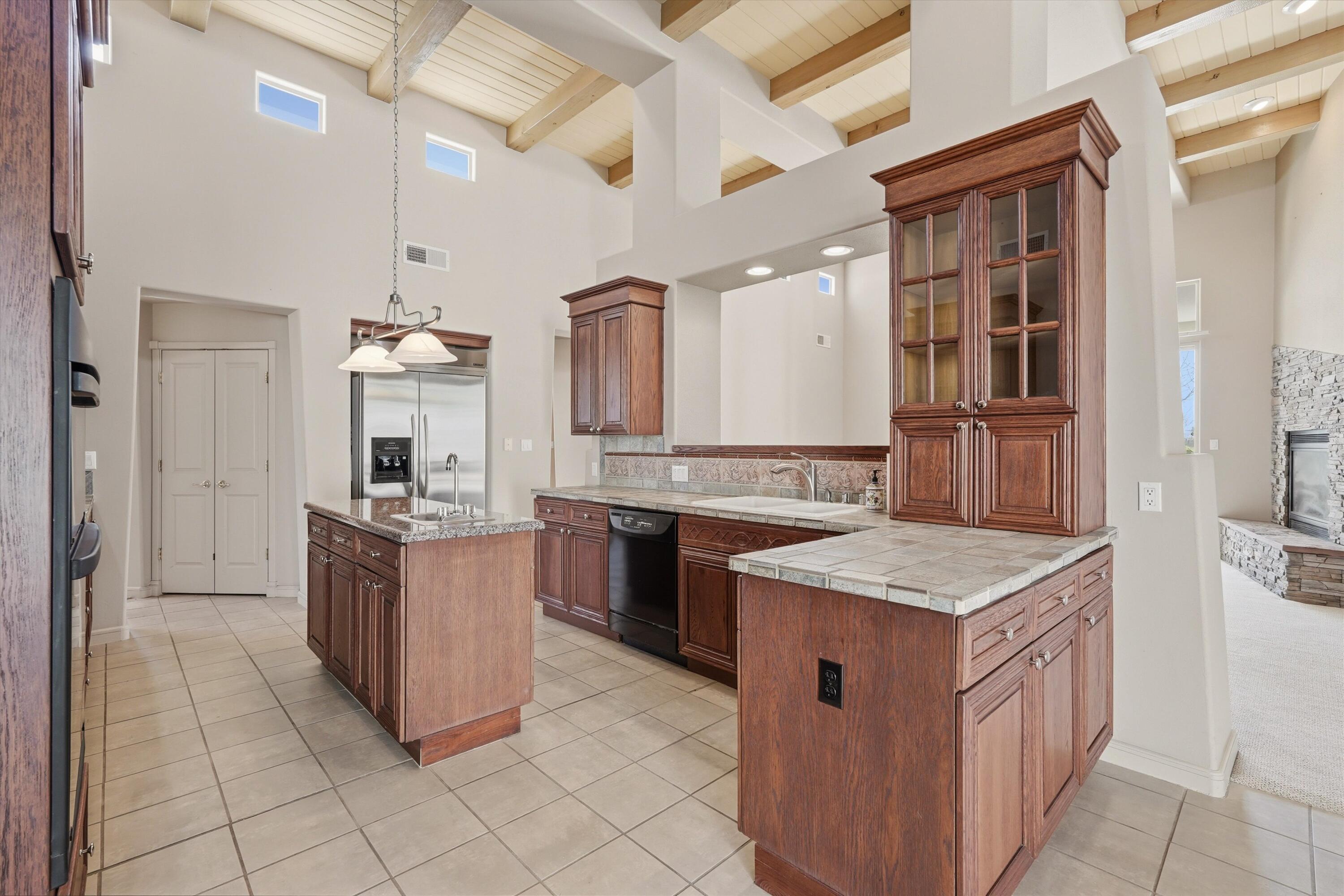 7009 E Starshine Street NE