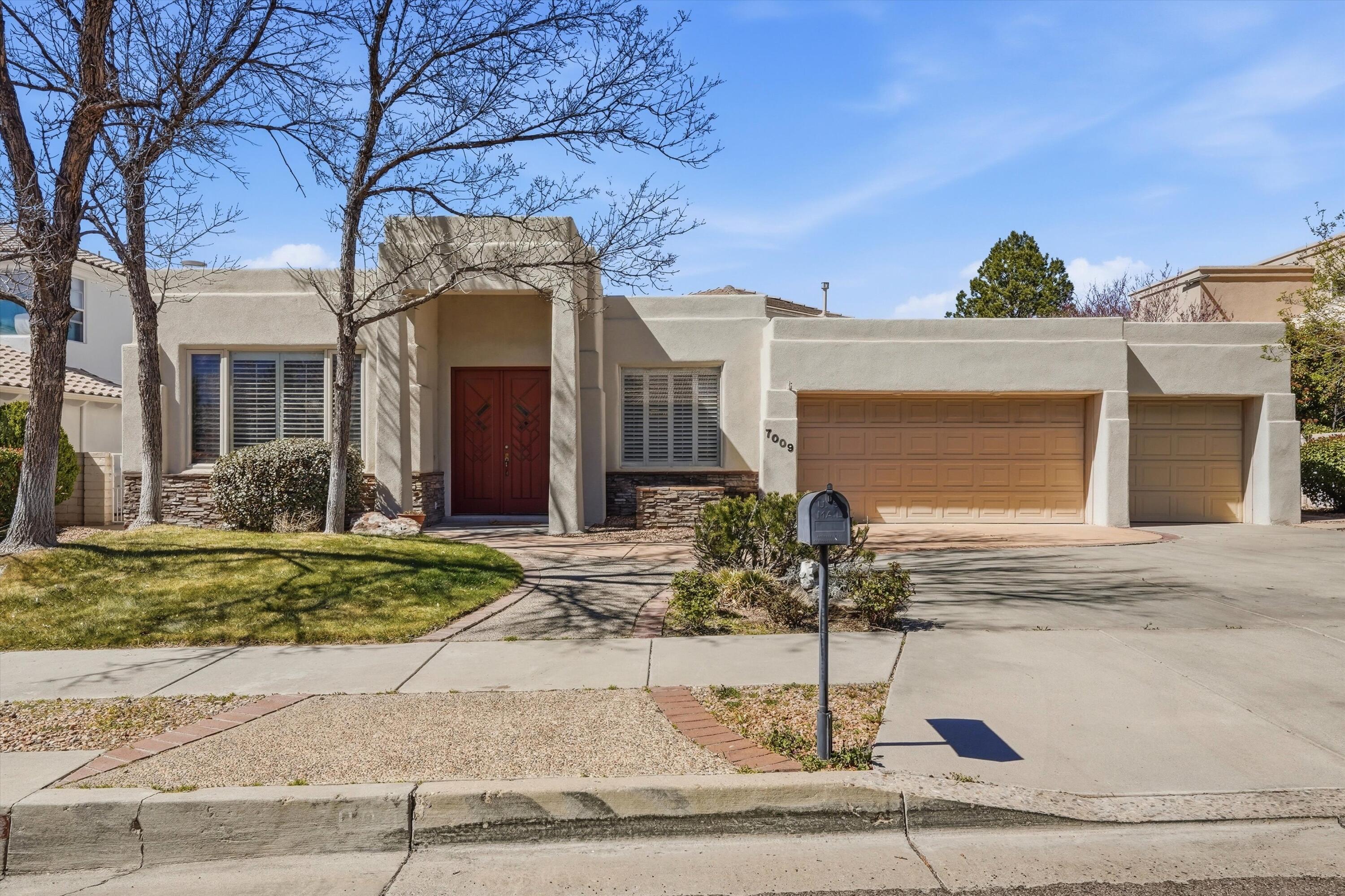 7009 E Starshine Street NE