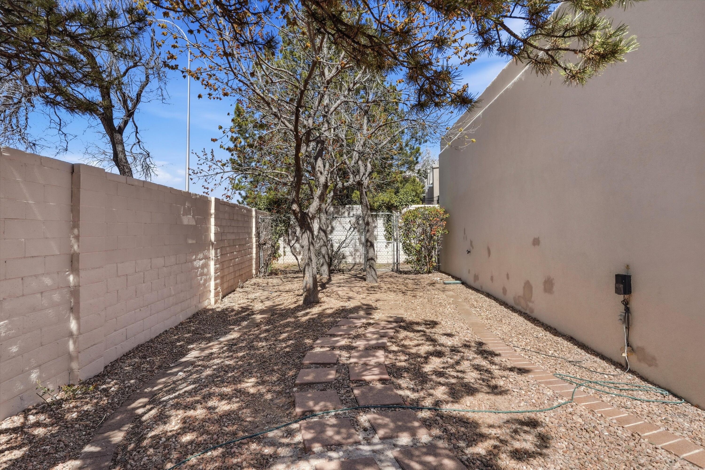 7009 E Starshine Street NE