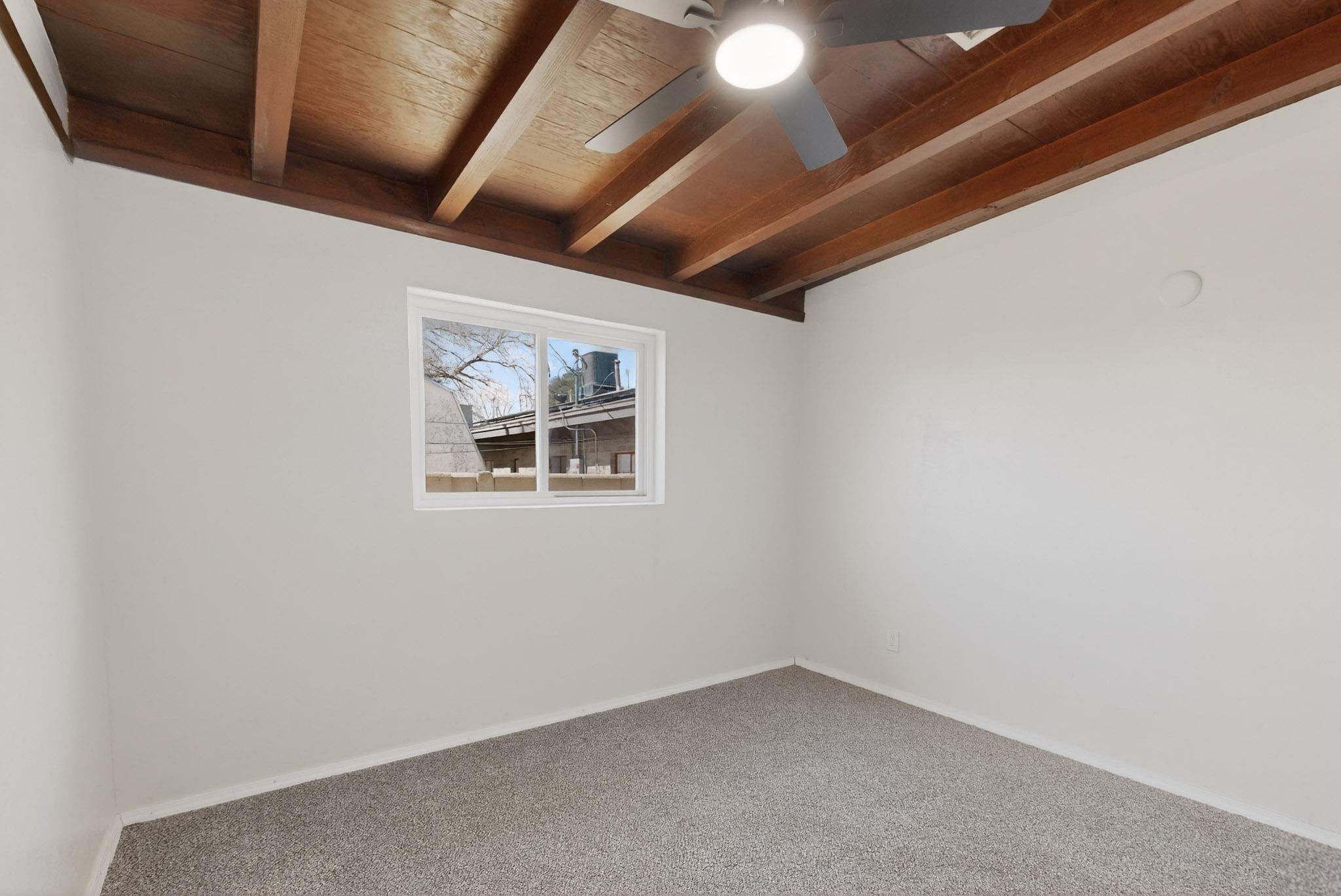 1114 Elizabeth Street NE