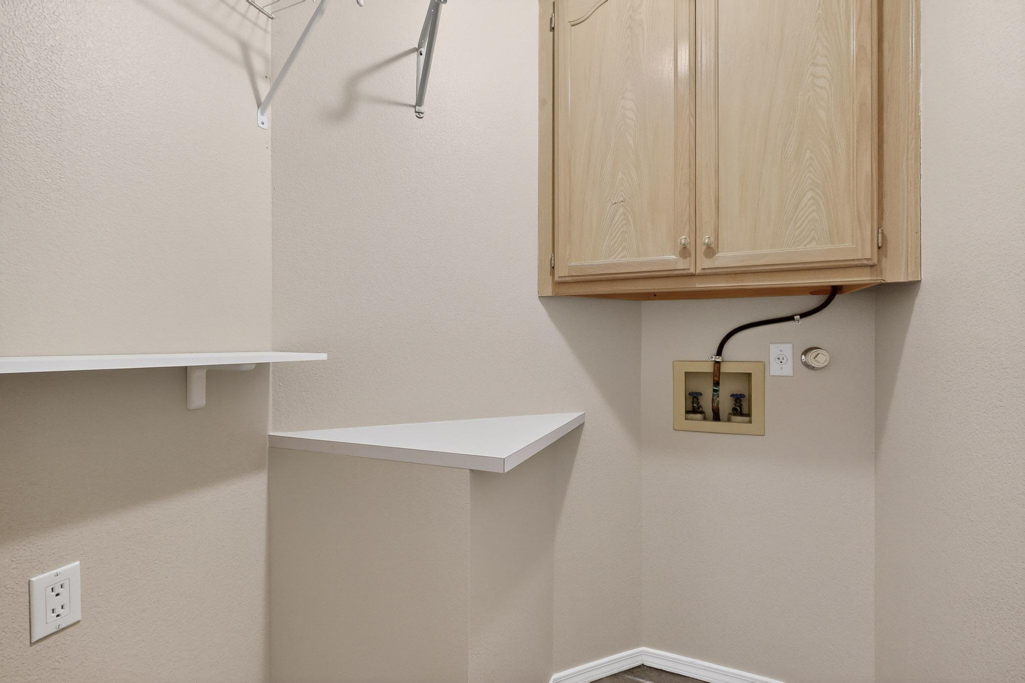 6944 Forest Hills Drive NE