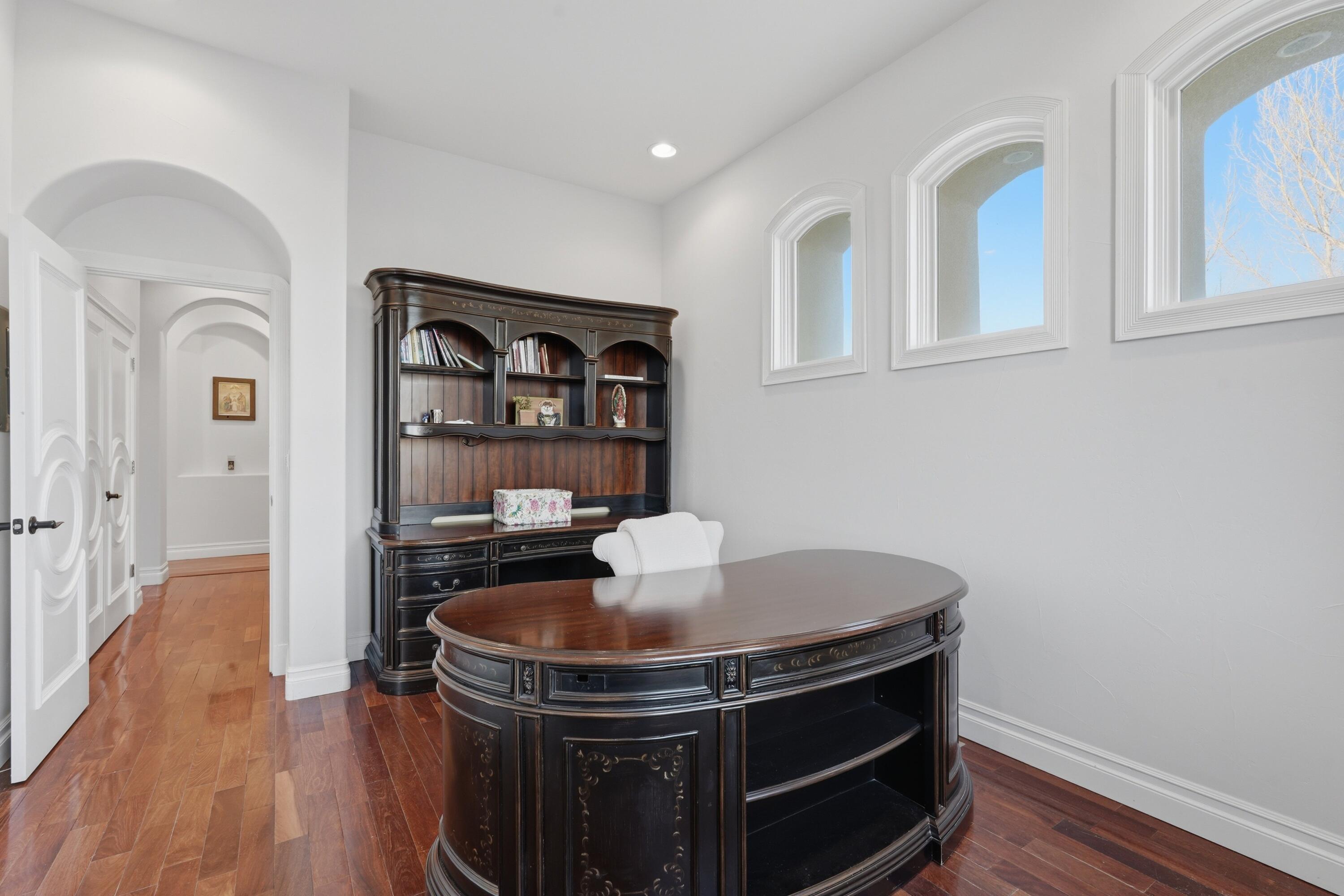 800 Salida Sandia SW