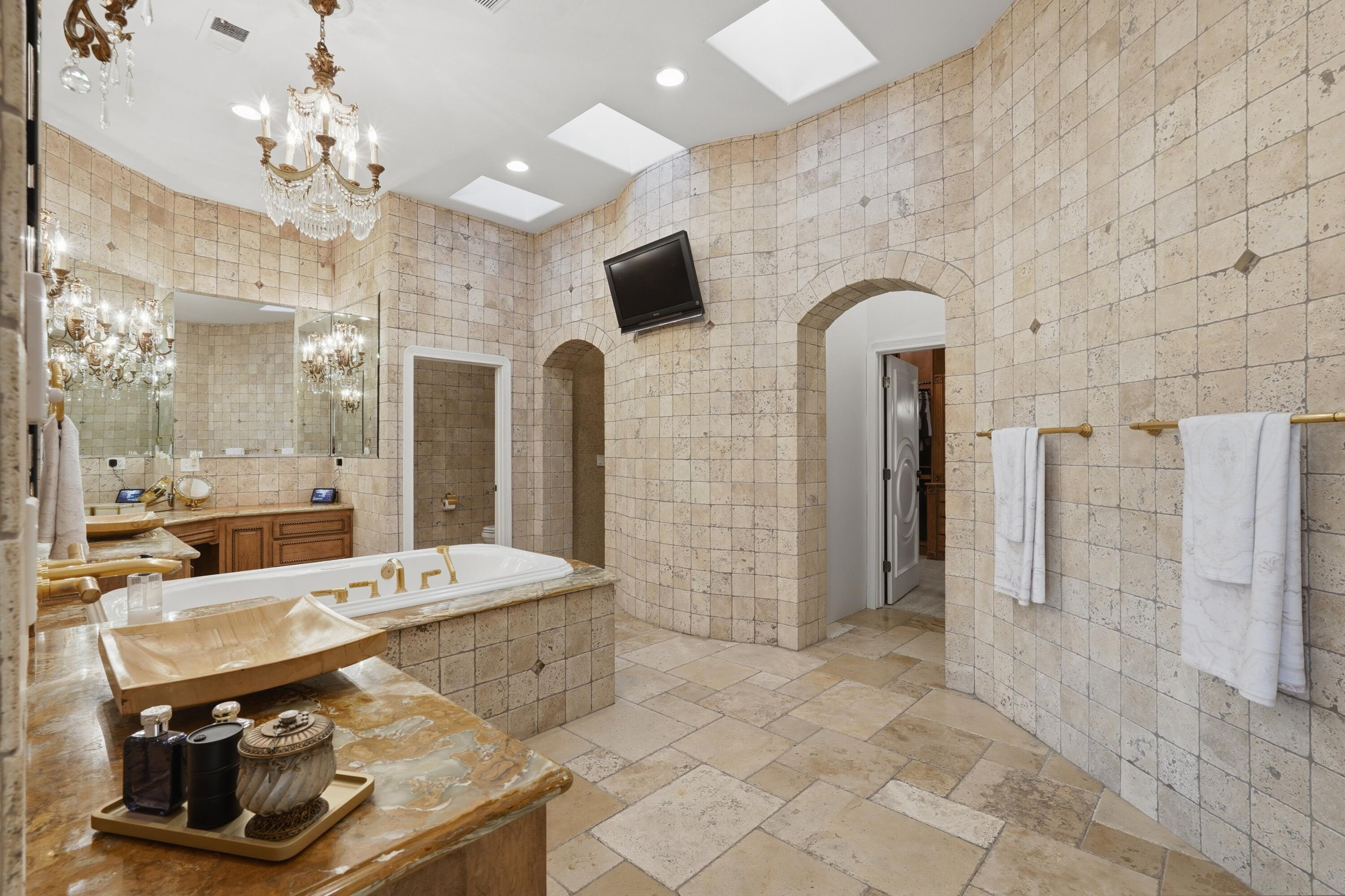 800 Salida Sandia SW