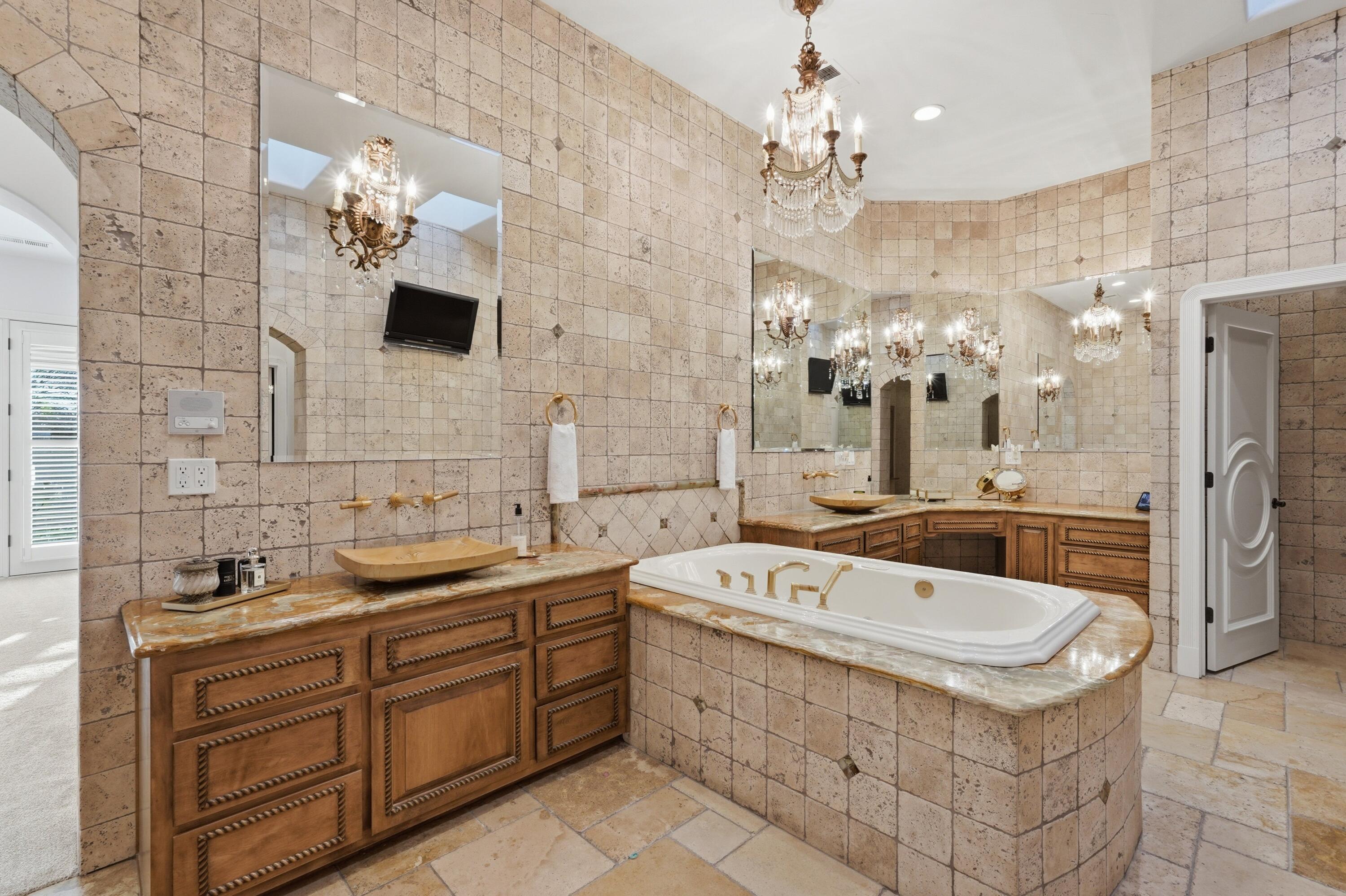 800 Salida Sandia SW