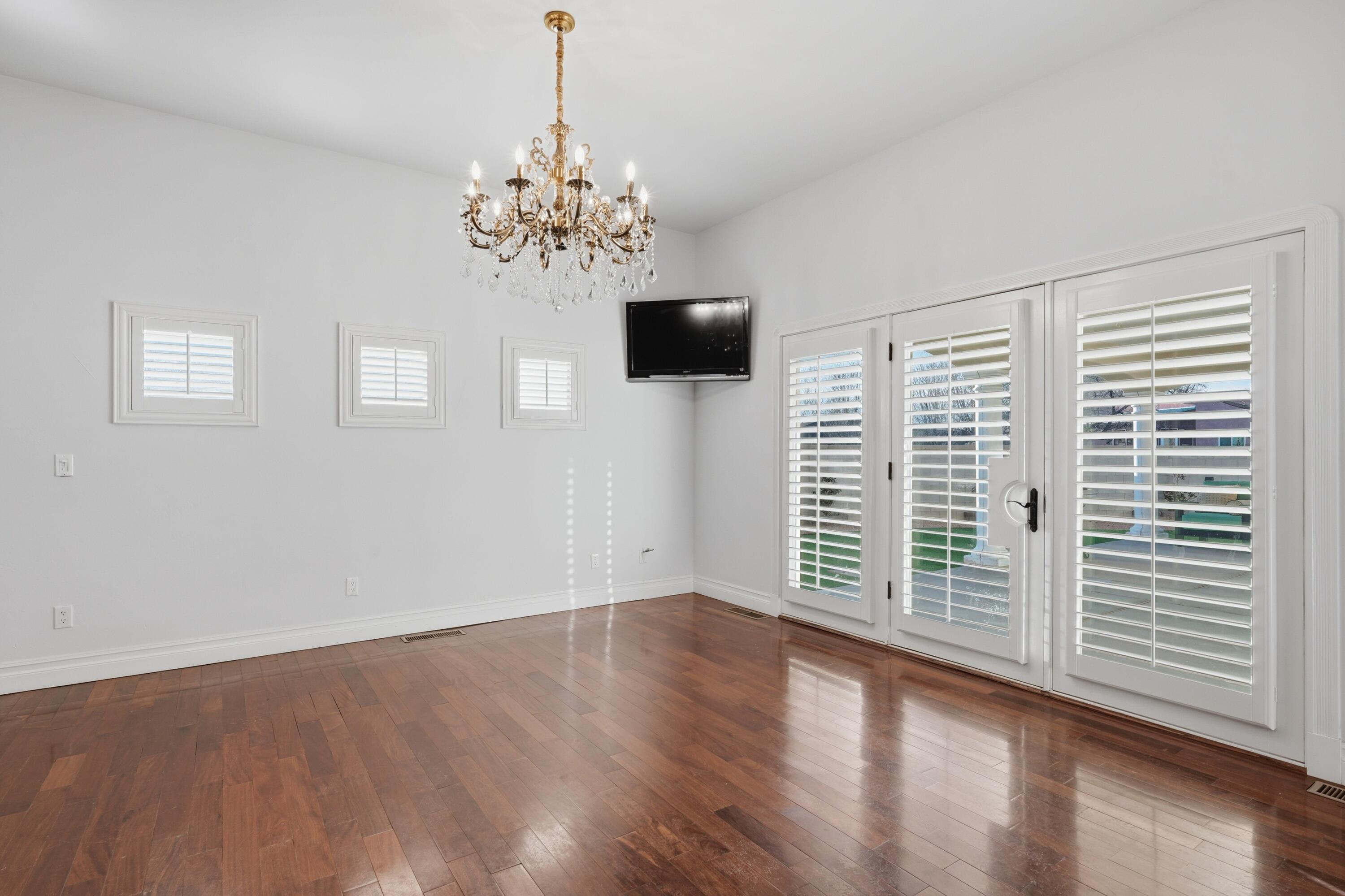 800 Salida Sandia SW