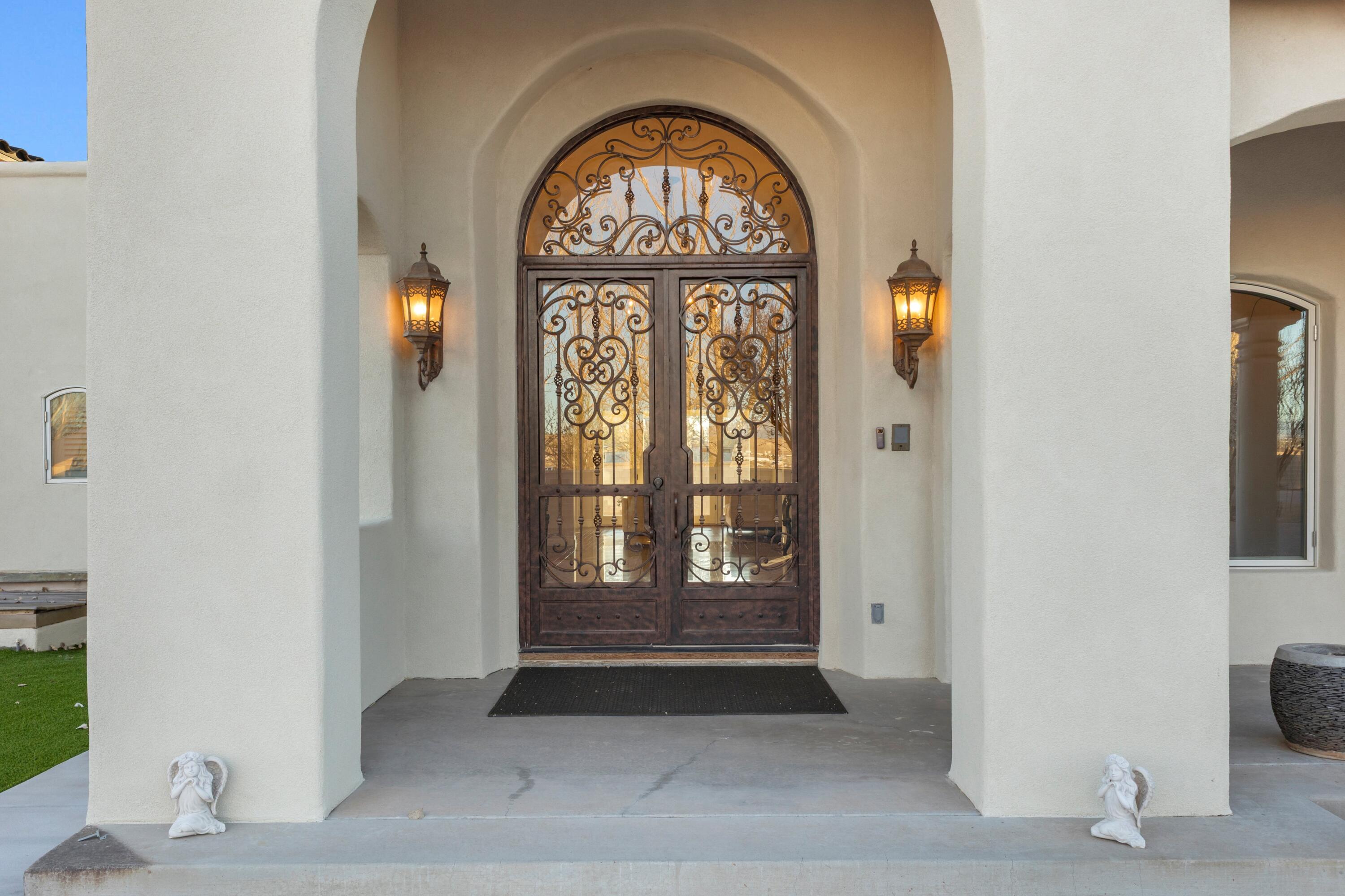 800 Salida Sandia SW