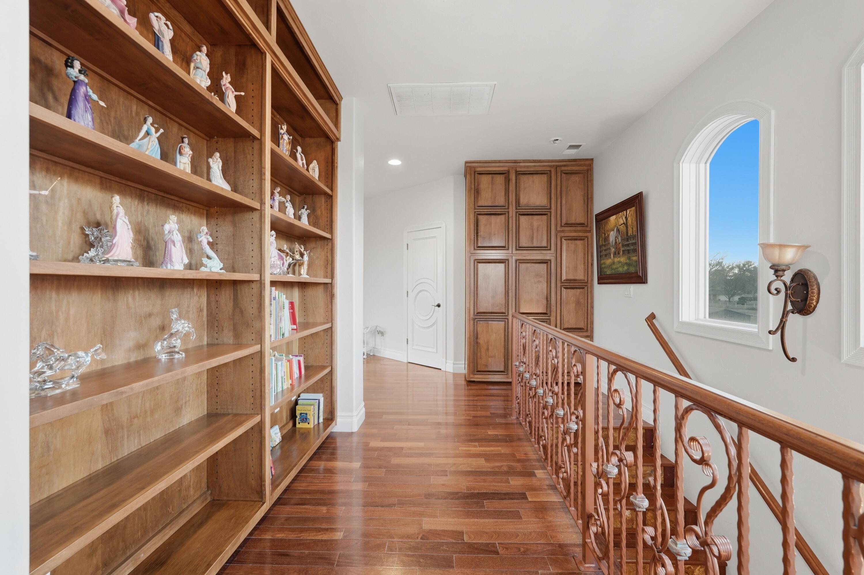 800 Salida Sandia SW