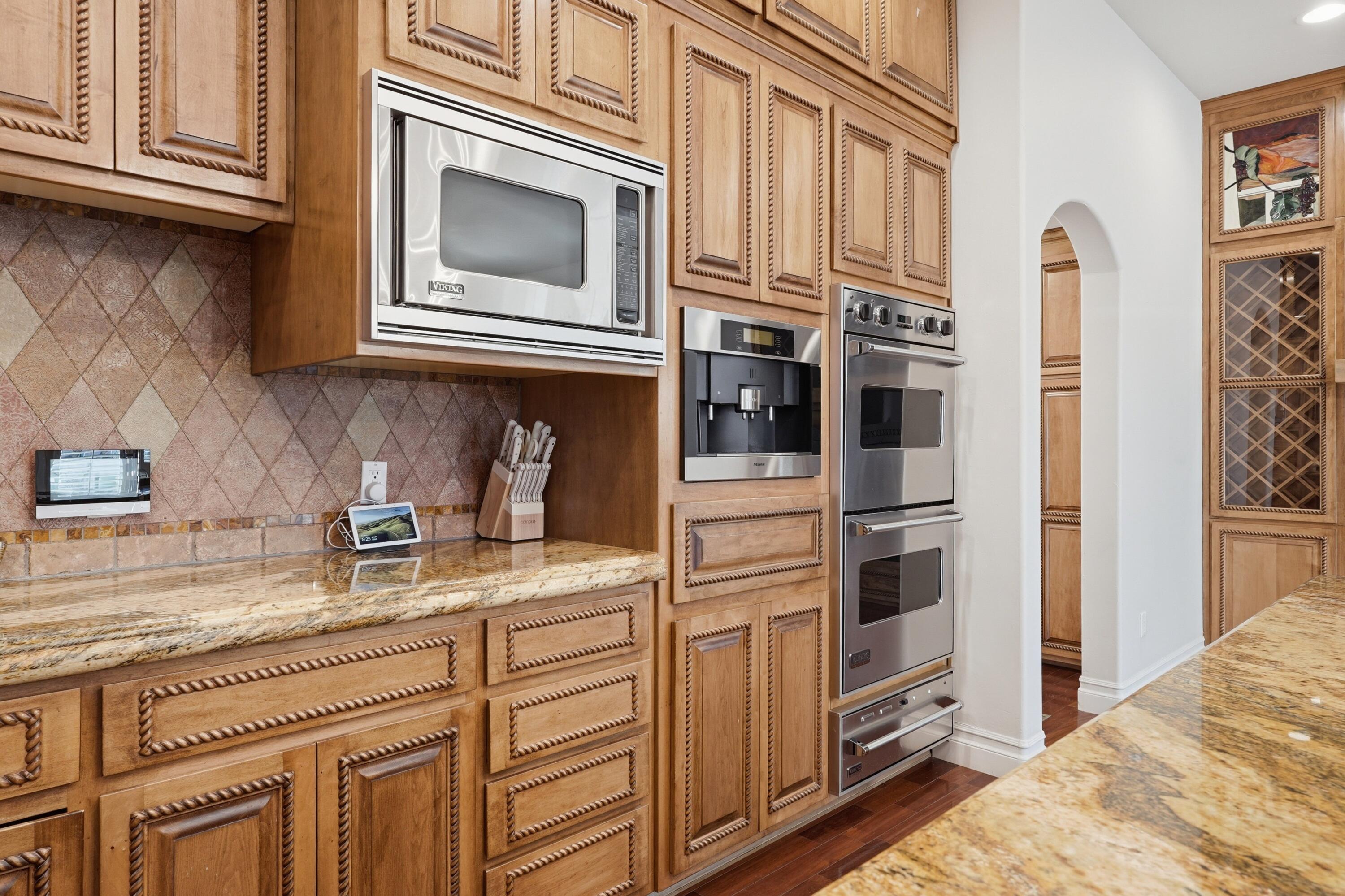 800 Salida Sandia SW