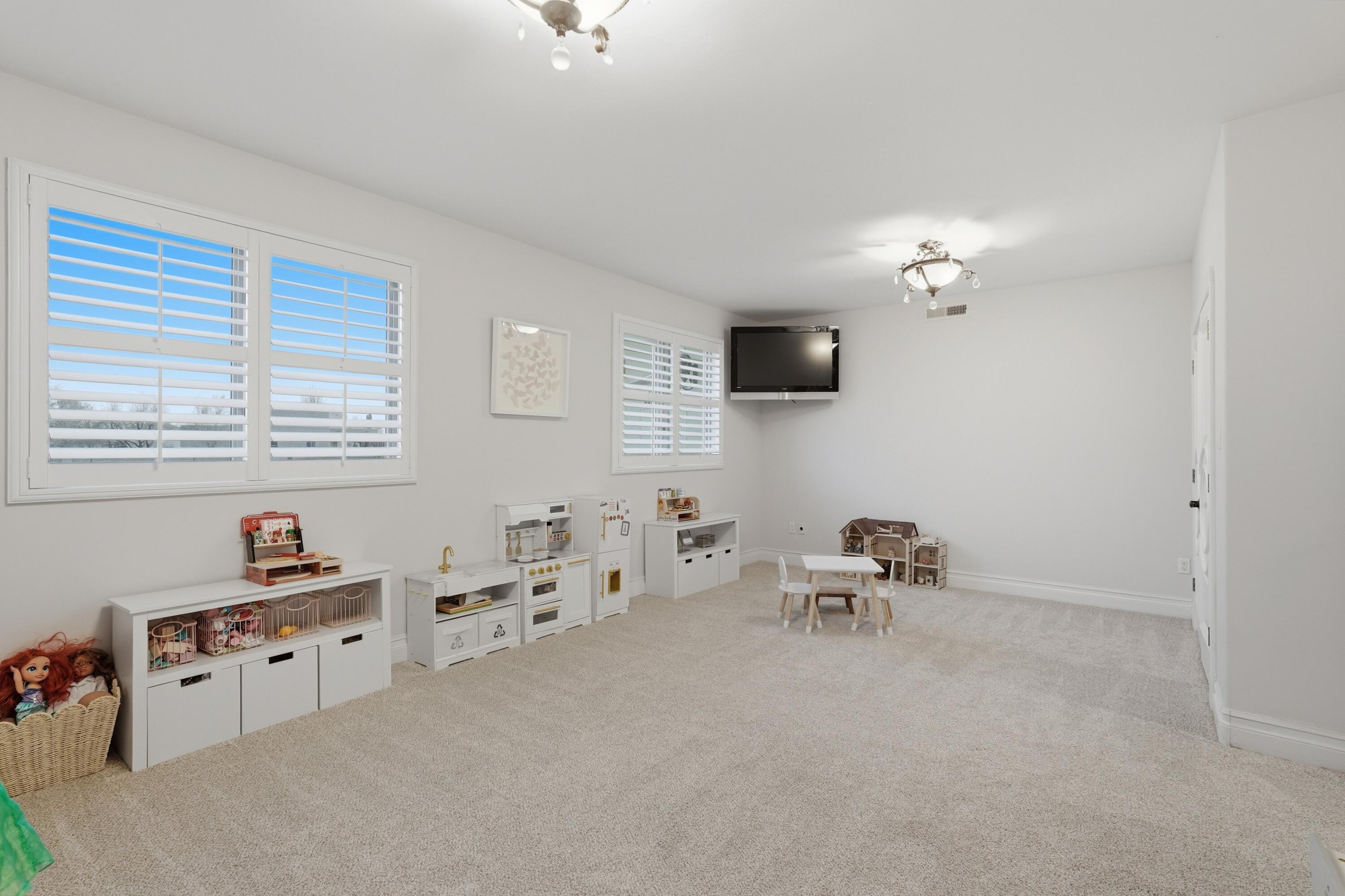 800 Salida Sandia SW