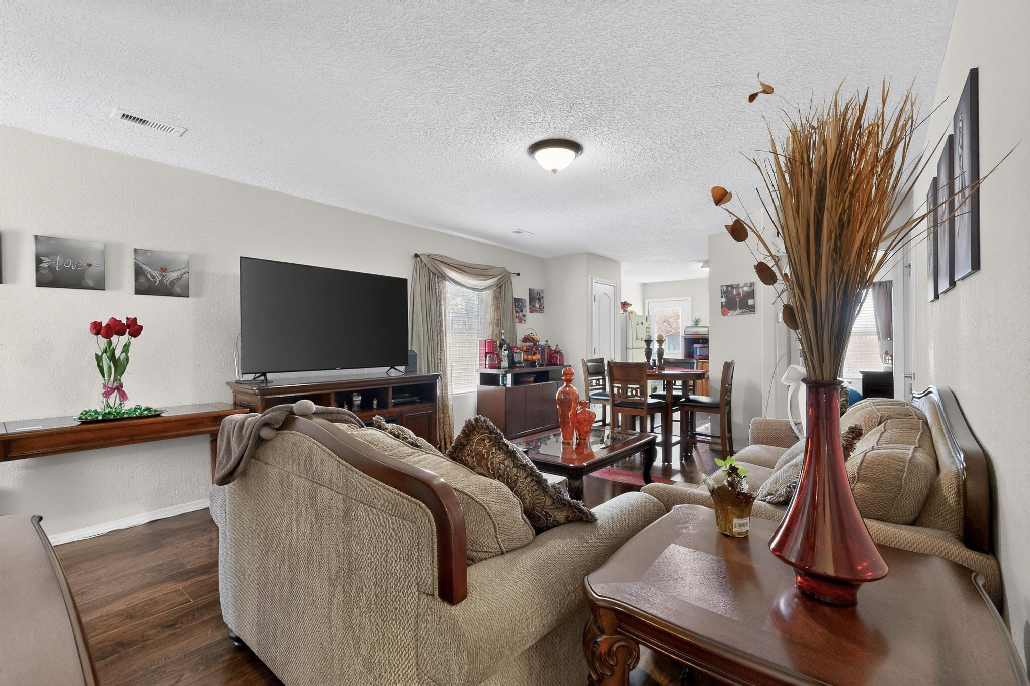 3050 Primo Colores Street