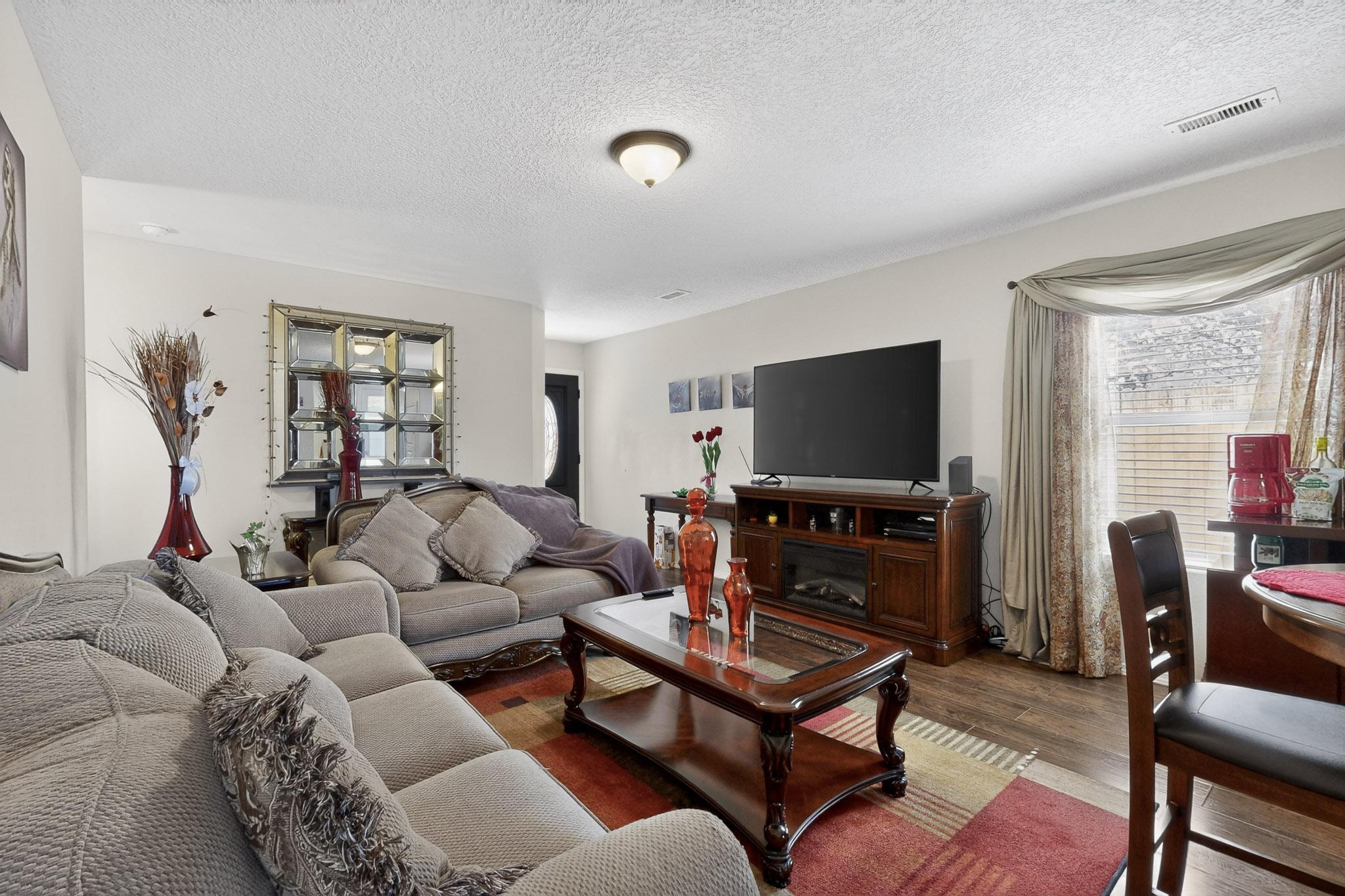 3050 Primo Colores Street