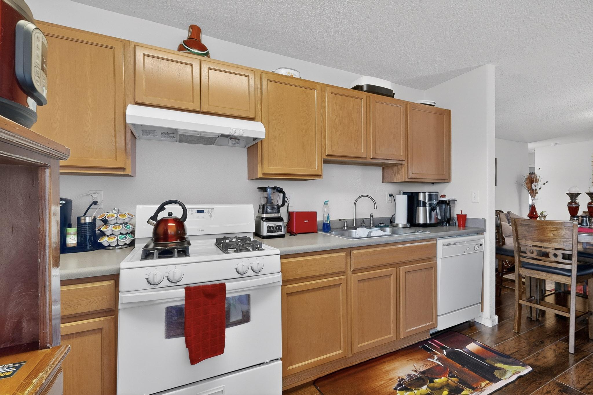 3050 Primo Colores Street